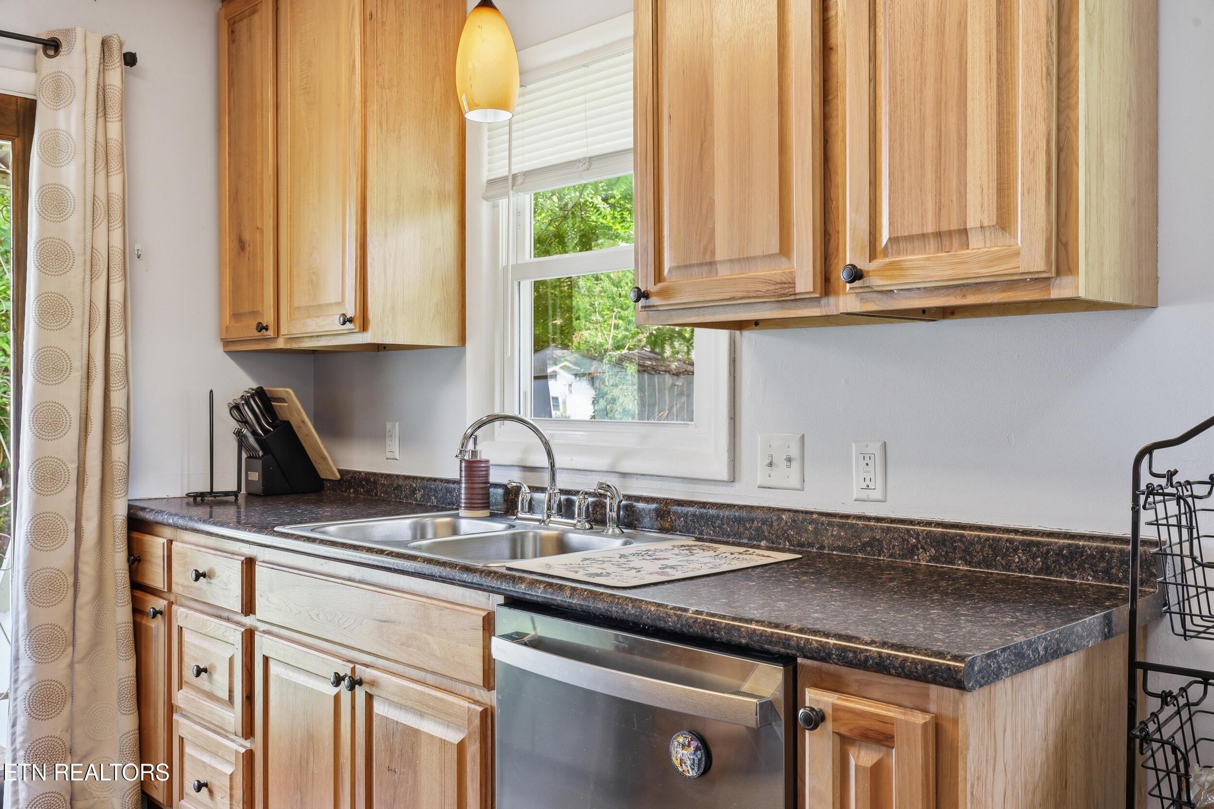2200 Sylvania Ave, Knoxville, TN - Fort Loudoun and Tellico Lake Real Estate - Image# 10