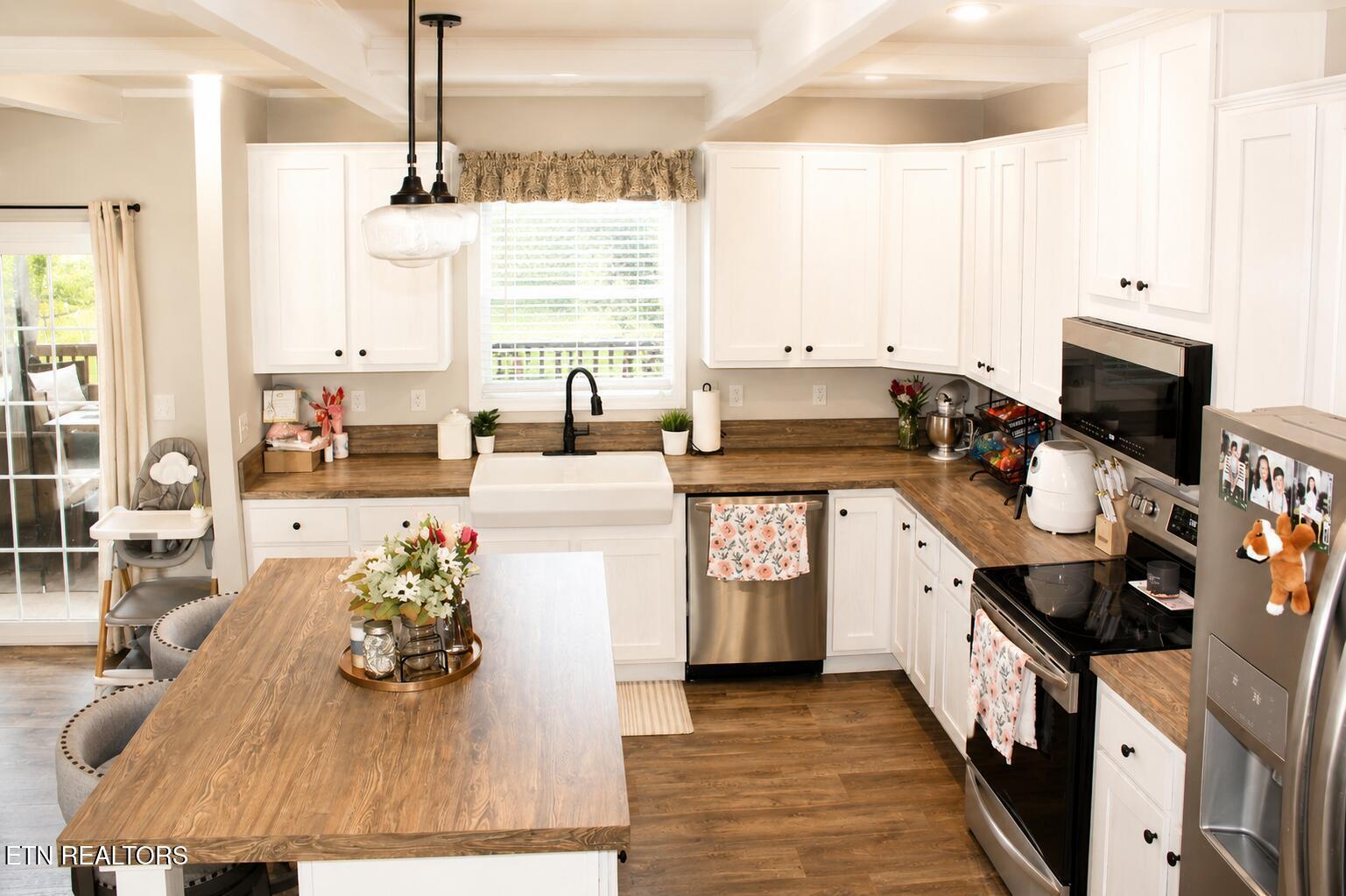 250 Cedar Crest Lane, Friendsville, TN - Fort Loudoun and Tellico Lake Real Estate - Image# 5