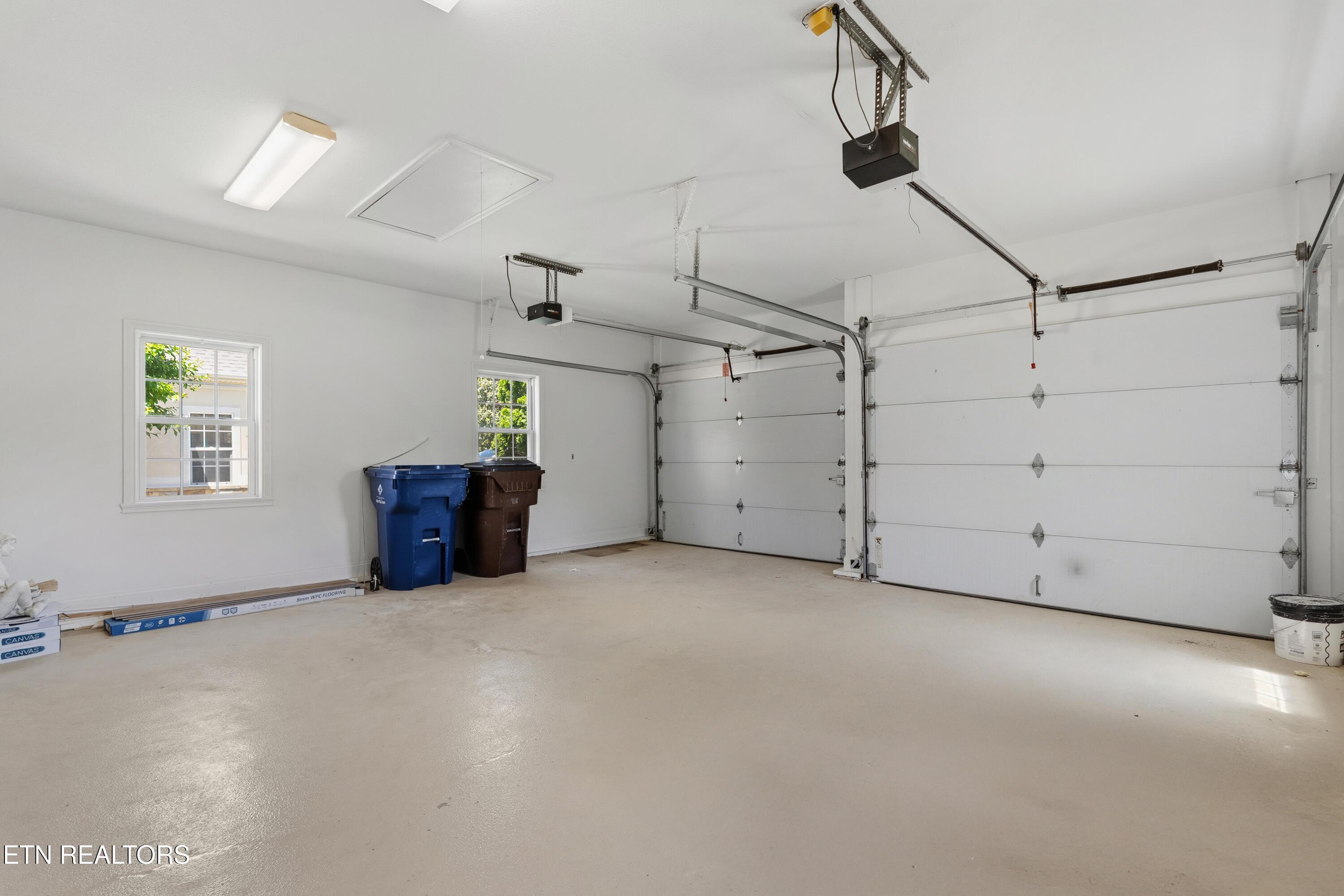 1049 Rarity Bay Pkwy, Vonore, TN - Fort Loudoun and Tellico Lake Real Estate - Image# 40