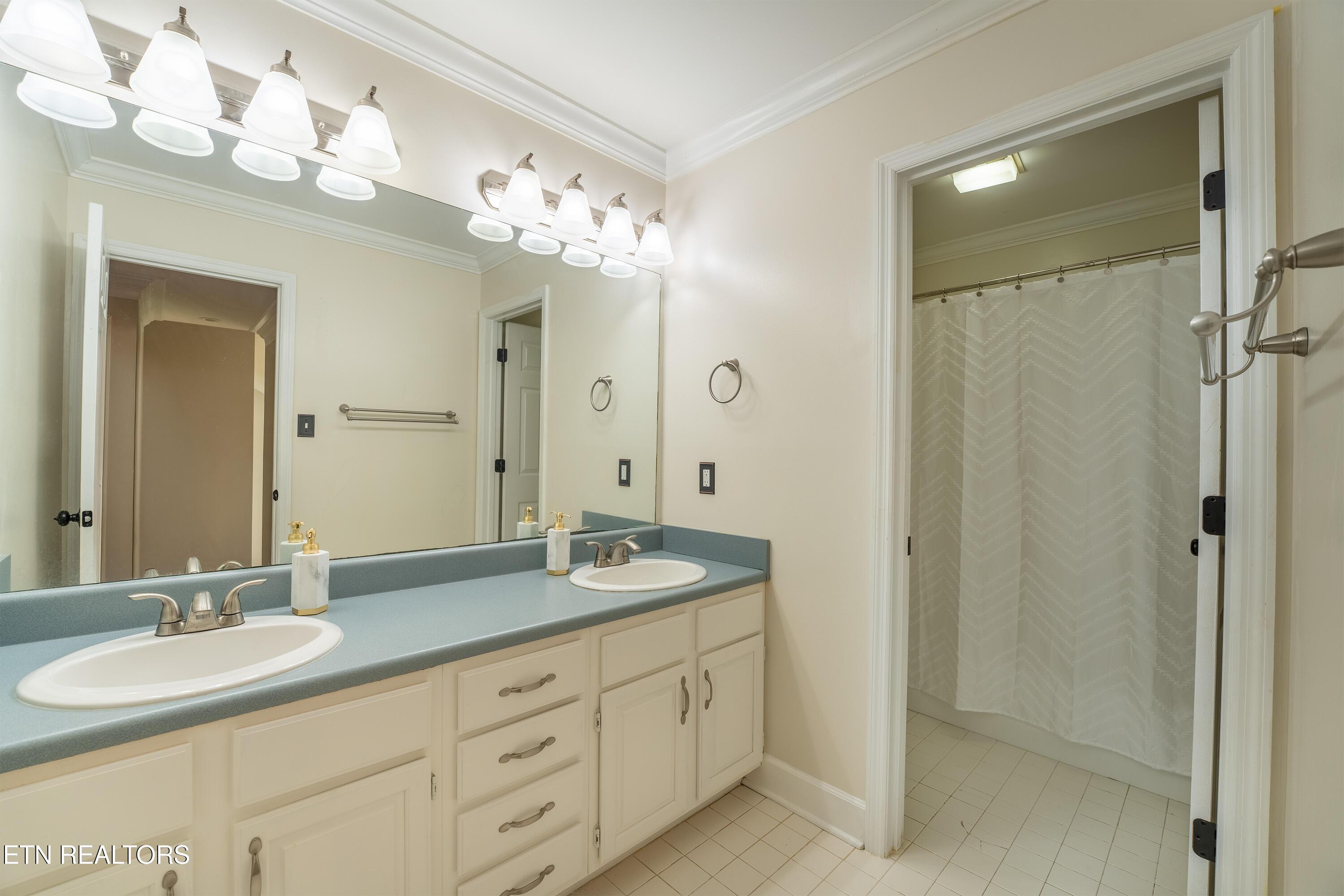 9615 Mariners Point, Knoxville, TN - Fort Loudoun and Tellico Lake Real Estate - Image# 34