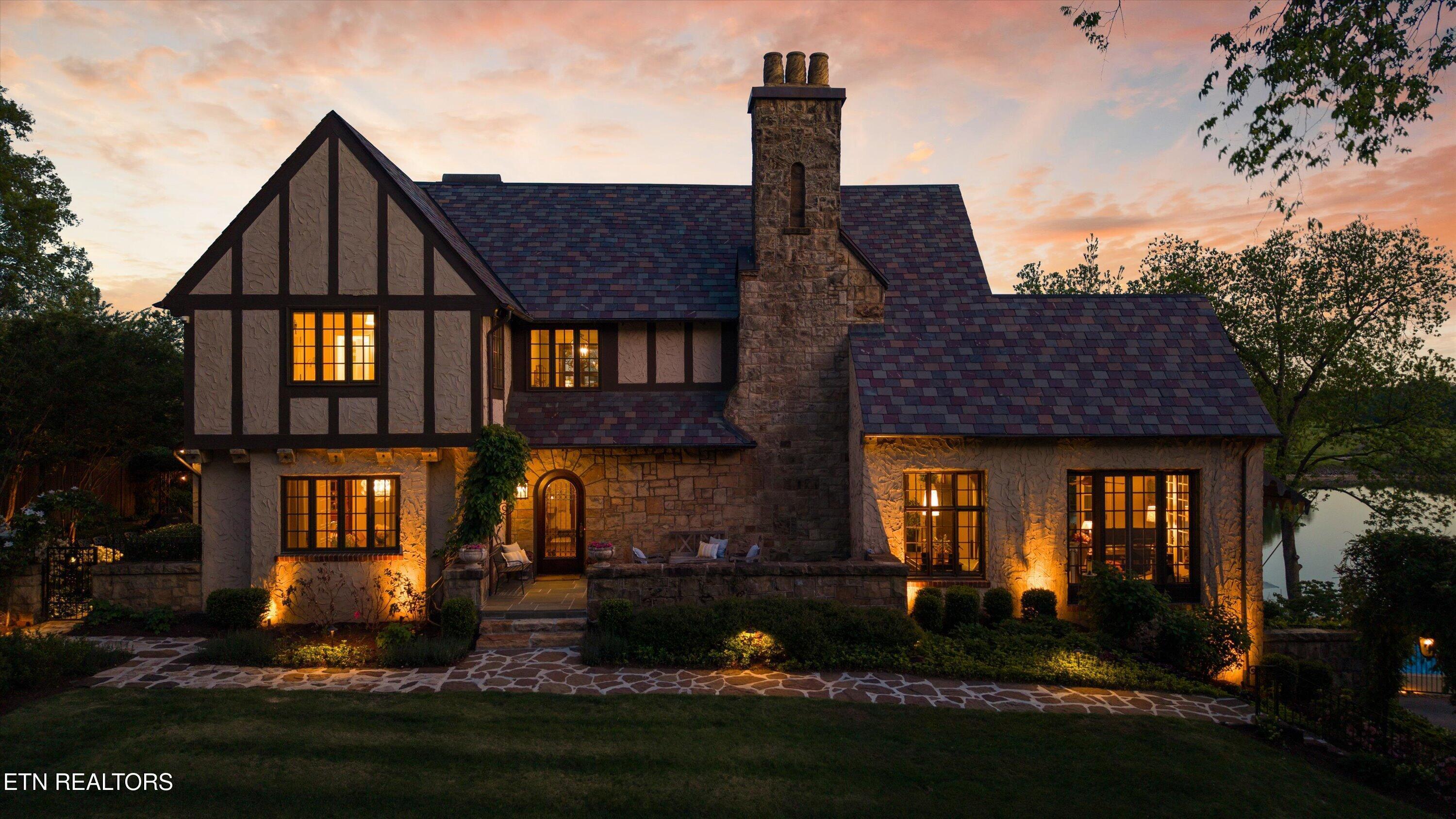 2824 Kingston Pike, Knoxville, TN - Fort Loudoun and Tellico Lake Real Estate - Image# 48