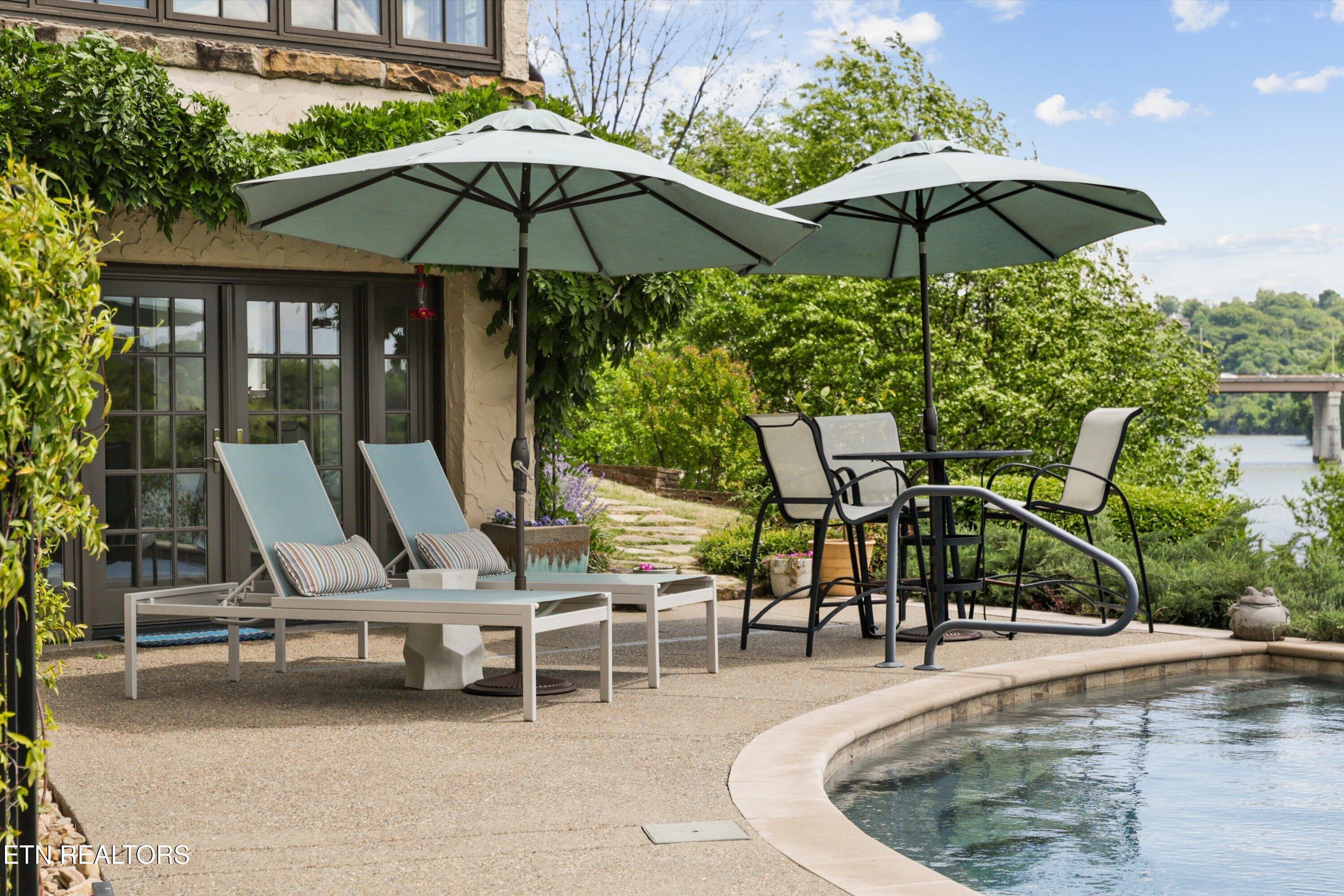 2824 Kingston Pike, Knoxville, TN - Fort Loudoun and Tellico Lake Real Estate - Image# 36