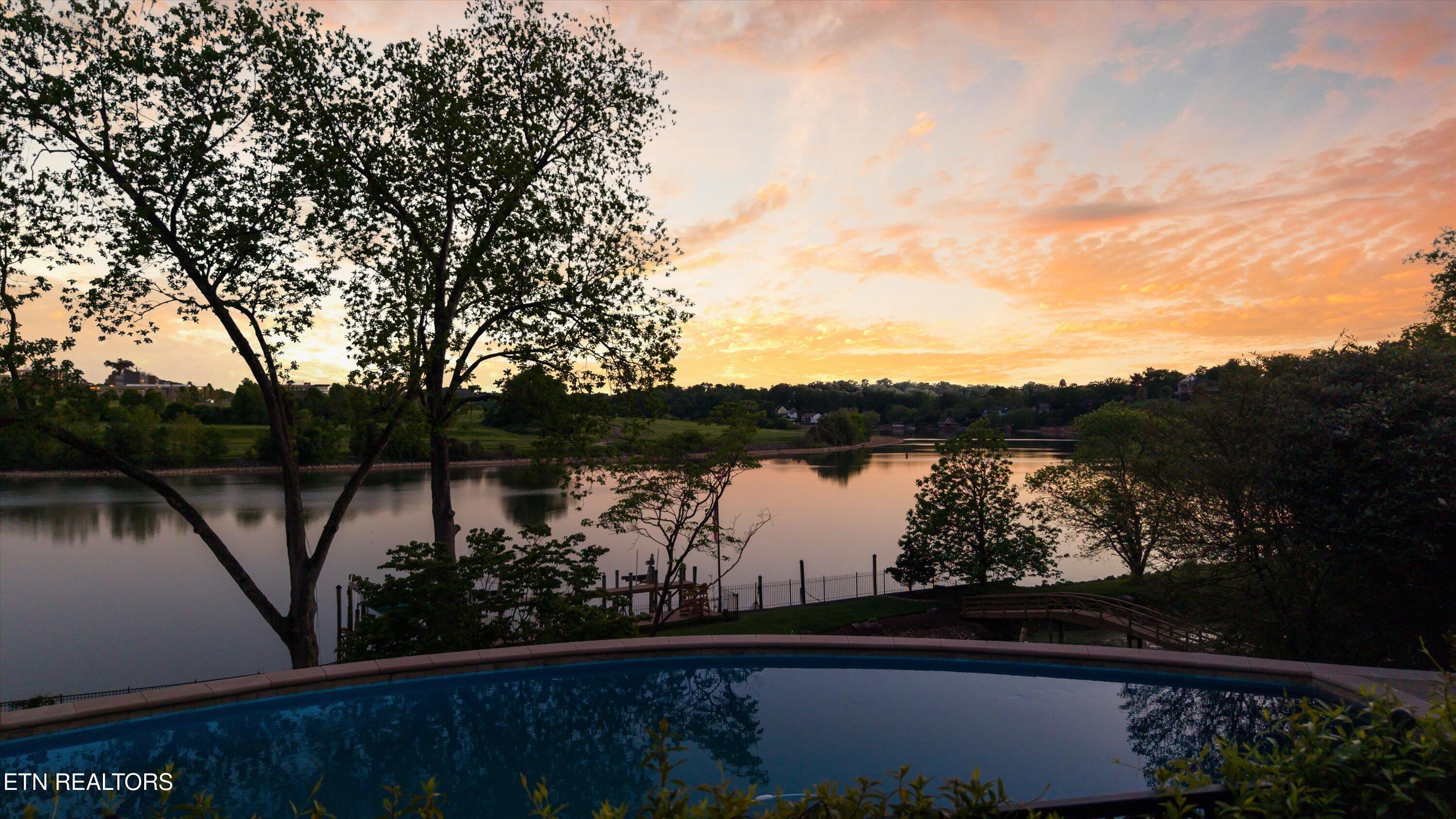 2824 Kingston Pike, Knoxville, TN - Fort Loudoun and Tellico Lake Real Estate - Image# 40