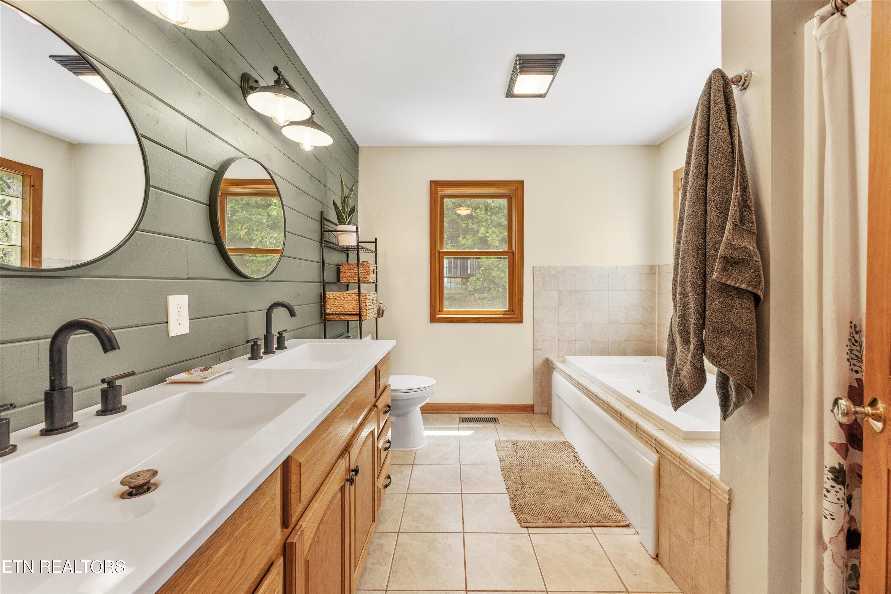 206 Old Citico Rd, Vonore, TN - Fort Loudoun and Tellico Lake Real Estate - Image# 20