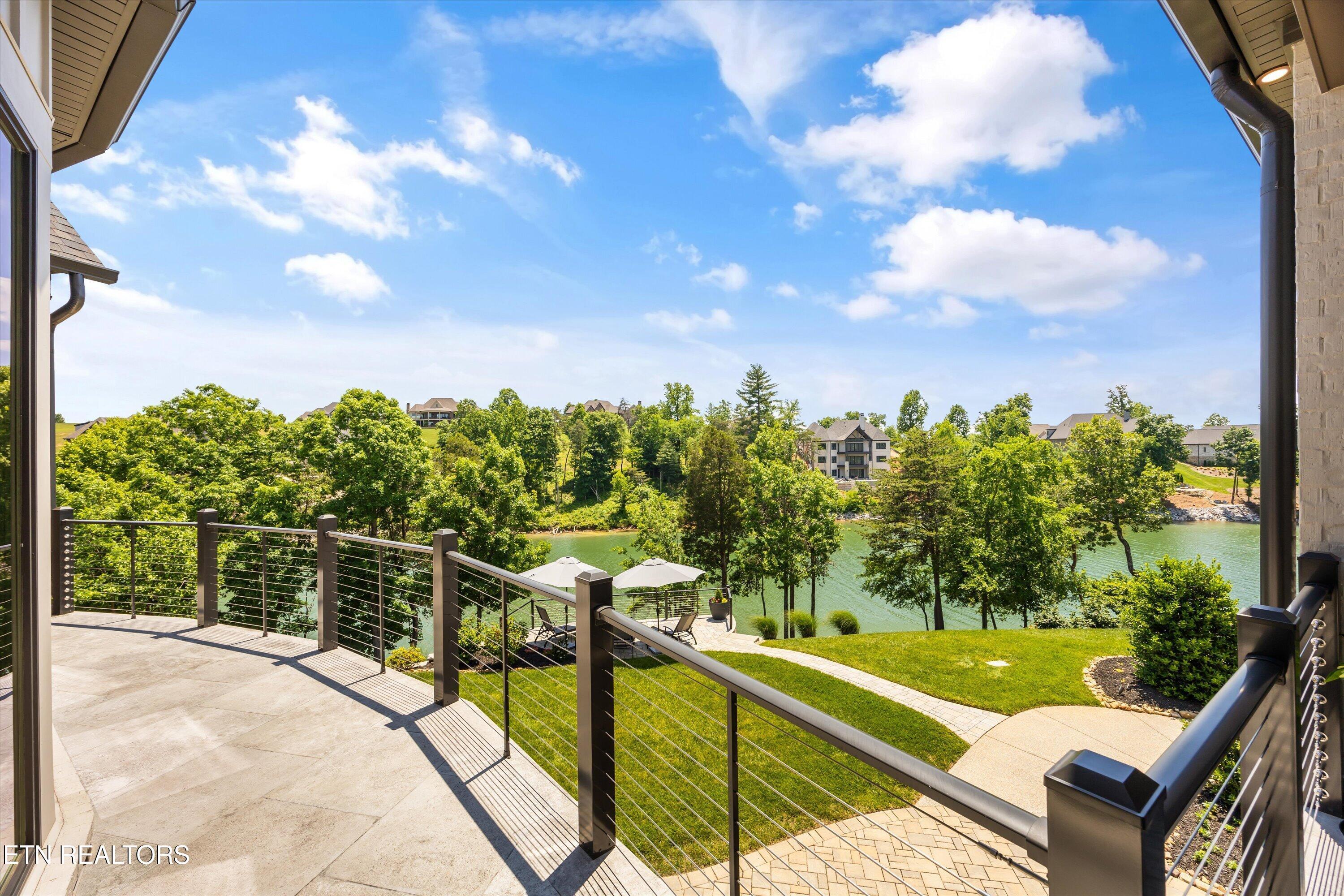 317 Admiral Court, Lenoir City, TN - Fort Loudoun and Tellico Lake Real Estate - Image# 11