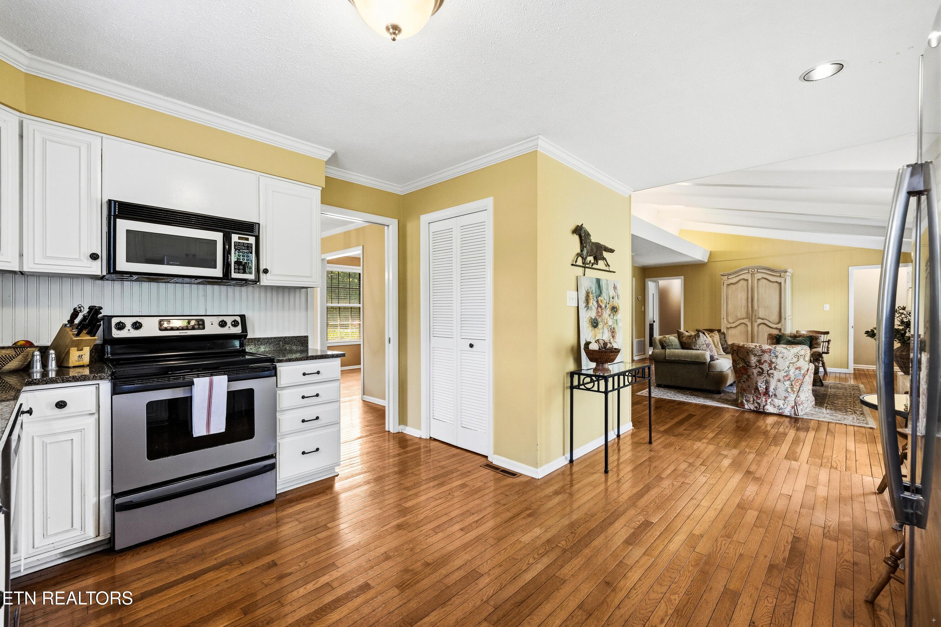 5501 River Point Cove Rd, Knoxville, TN - Fort Loudoun and Tellico Lake Real Estate - Image# 13