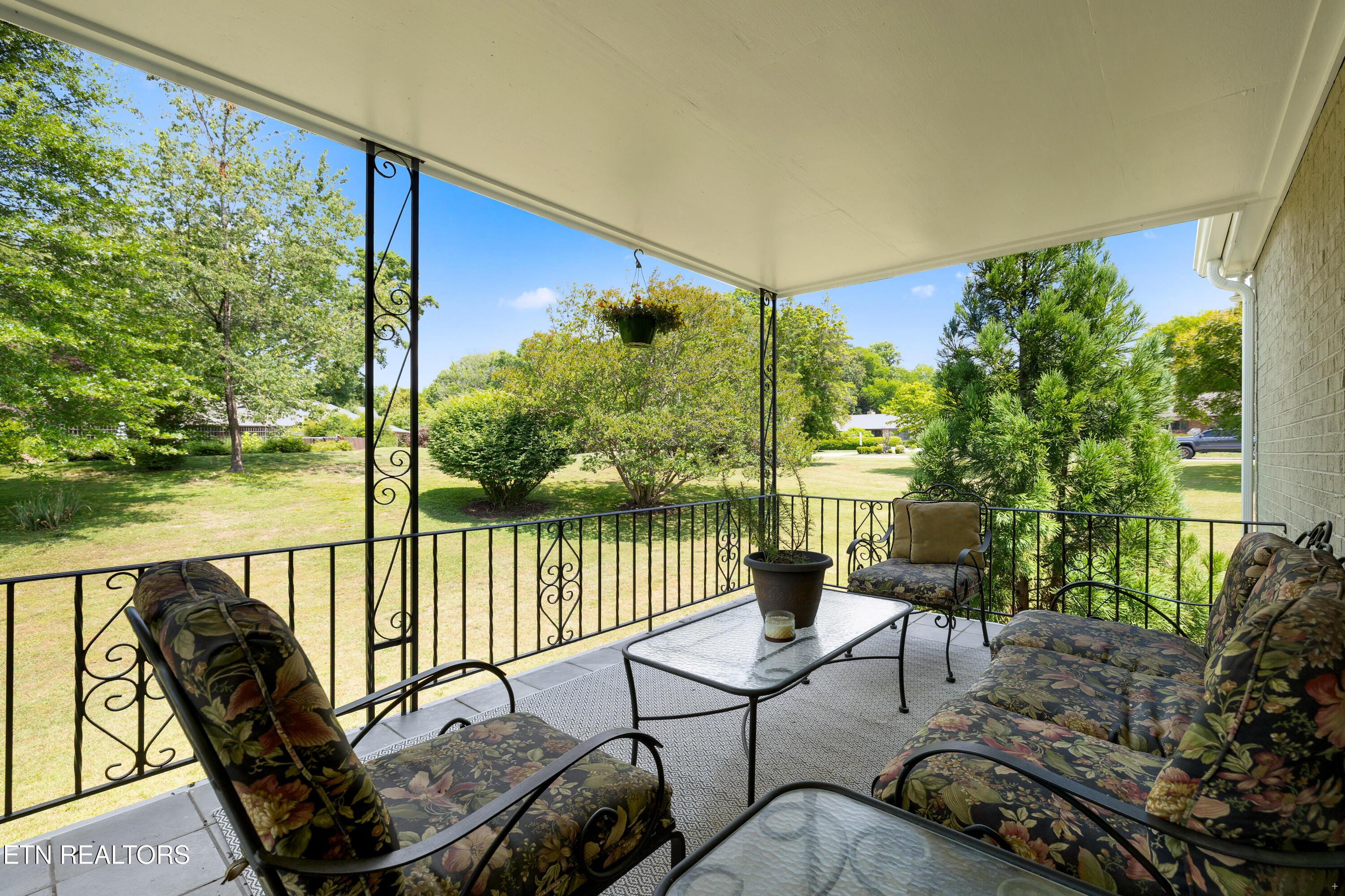 5501 River Point Cove Rd, Knoxville, TN - Fort Loudoun and Tellico Lake Real Estate - Image# 16