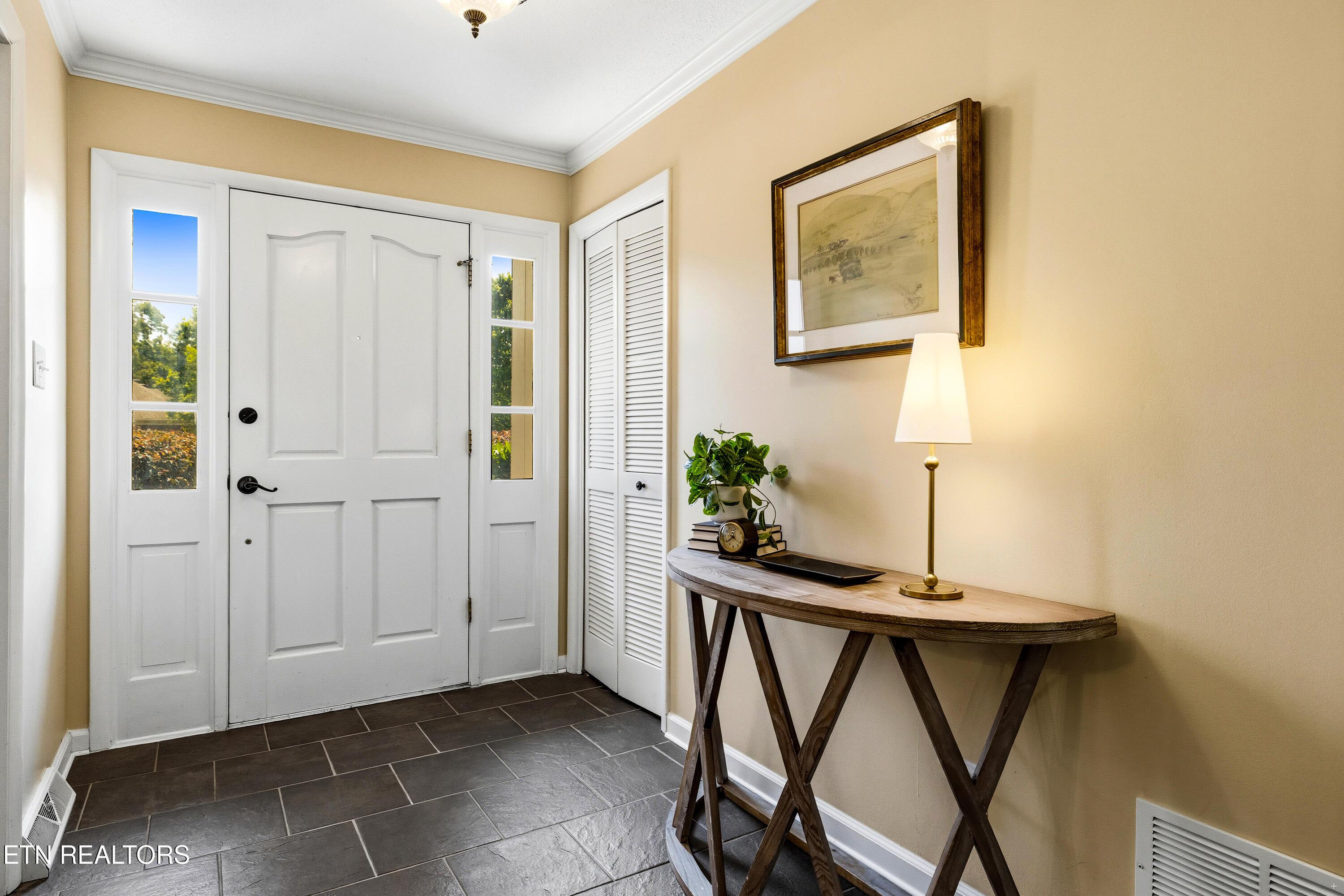5501 River Point Cove Rd, Knoxville, TN - Fort Loudoun and Tellico Lake Real Estate - Image# 8