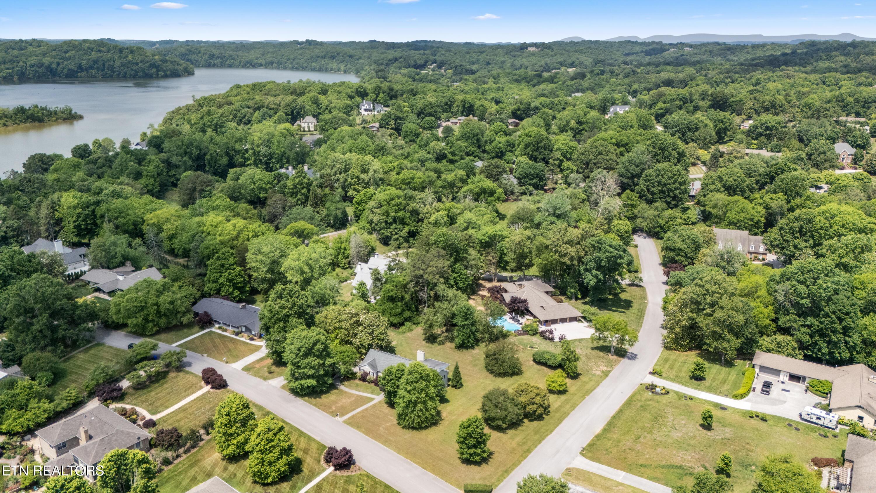 5501 River Point Cove Rd, Knoxville, TN - Fort Loudoun and Tellico Lake Real Estate - Image# 35