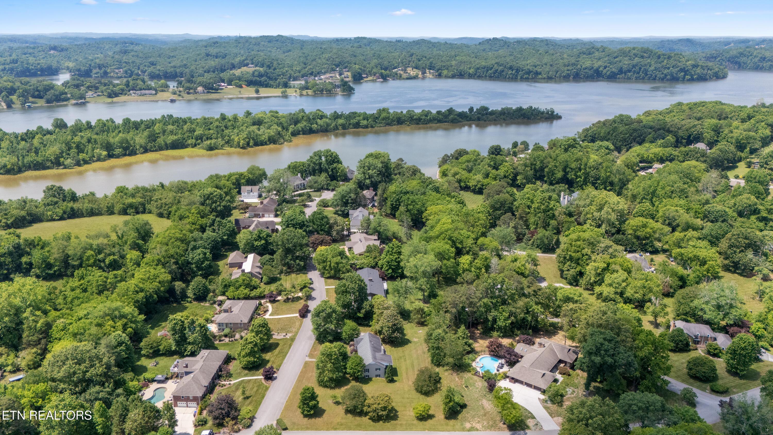 5501 River Point Cove Rd, Knoxville, TN - Fort Loudoun and Tellico Lake Real Estate - Image# 36