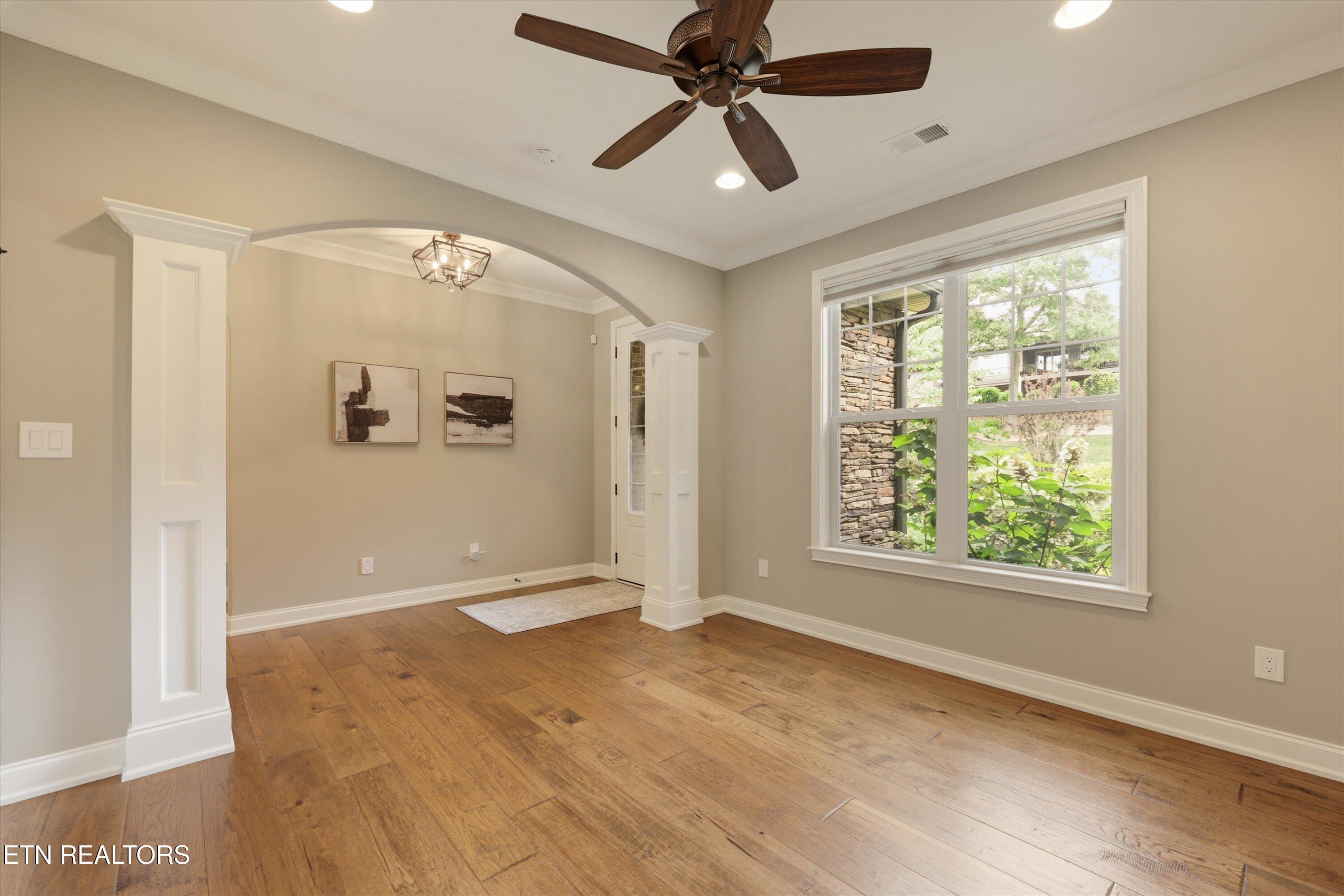 303 Okmulgee Circle, Loudon, TN - Fort Loudoun and Tellico Lake Real Estate - Image# 12