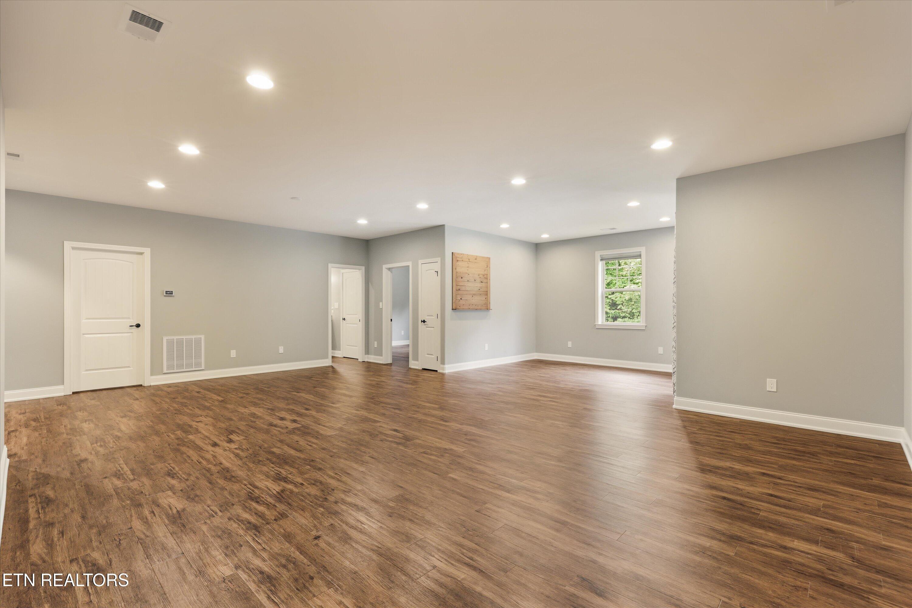 303 Okmulgee Circle, Loudon, TN - Fort Loudoun and Tellico Lake Real Estate - Image# 40