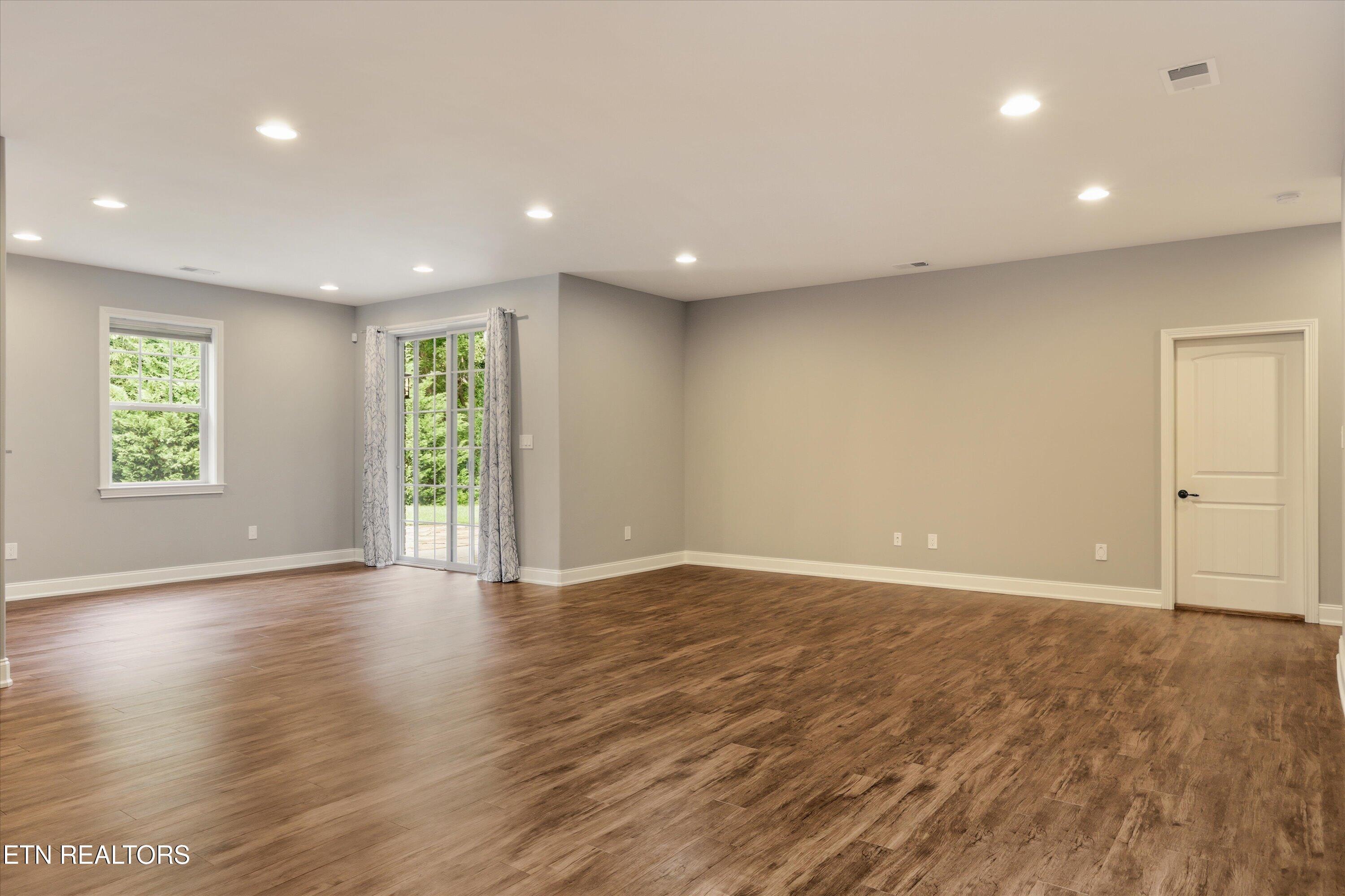 303 Okmulgee Circle, Loudon, TN - Fort Loudoun and Tellico Lake Real Estate - Image# 42