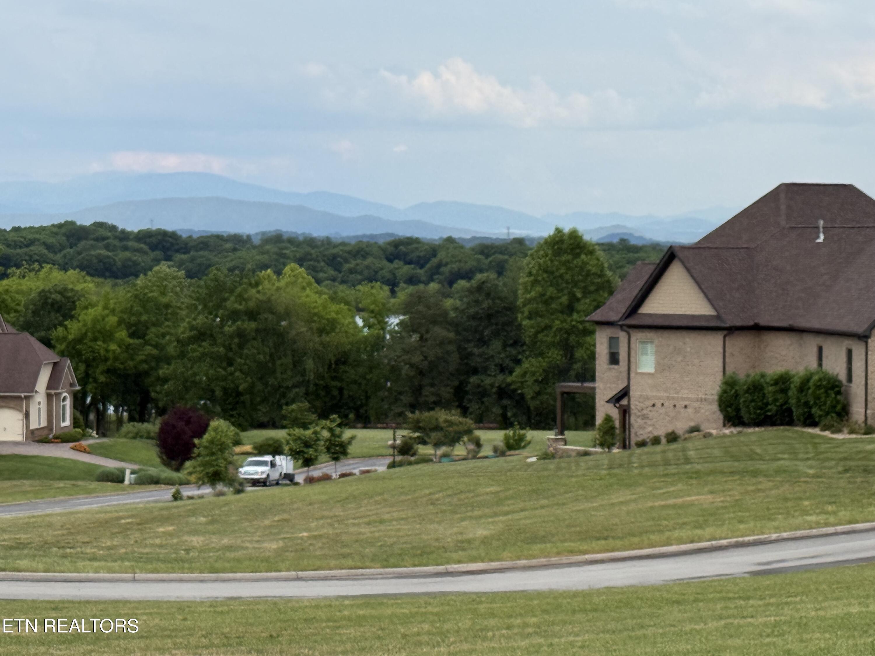 105 Red Hawk Drive, Vonore, TN - Fort Loudoun and Tellico Lake Real Estate - Image# 9