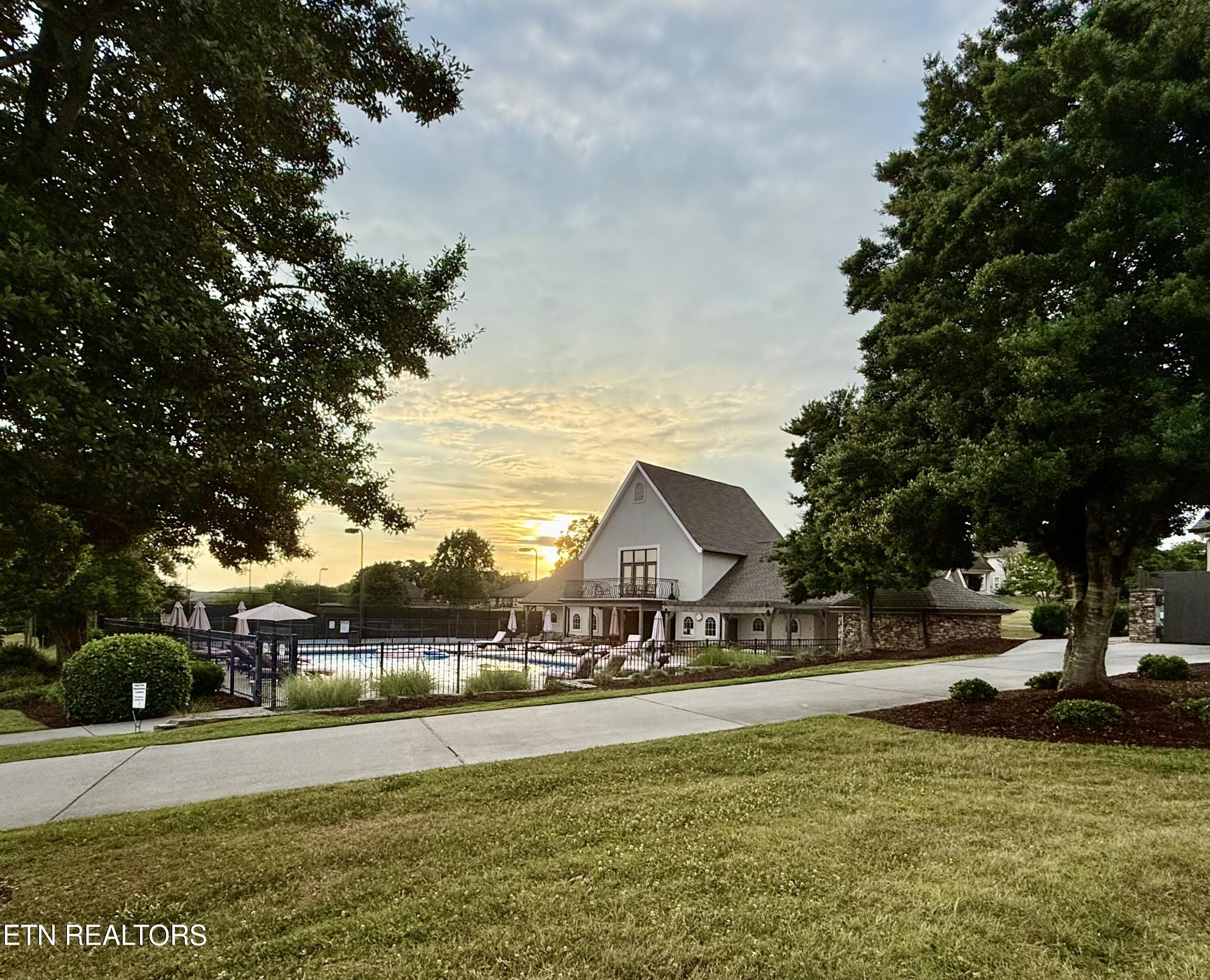 105 Red Hawk Drive, Vonore, TN - Fort Loudoun and Tellico Lake Real Estate - Image# 14