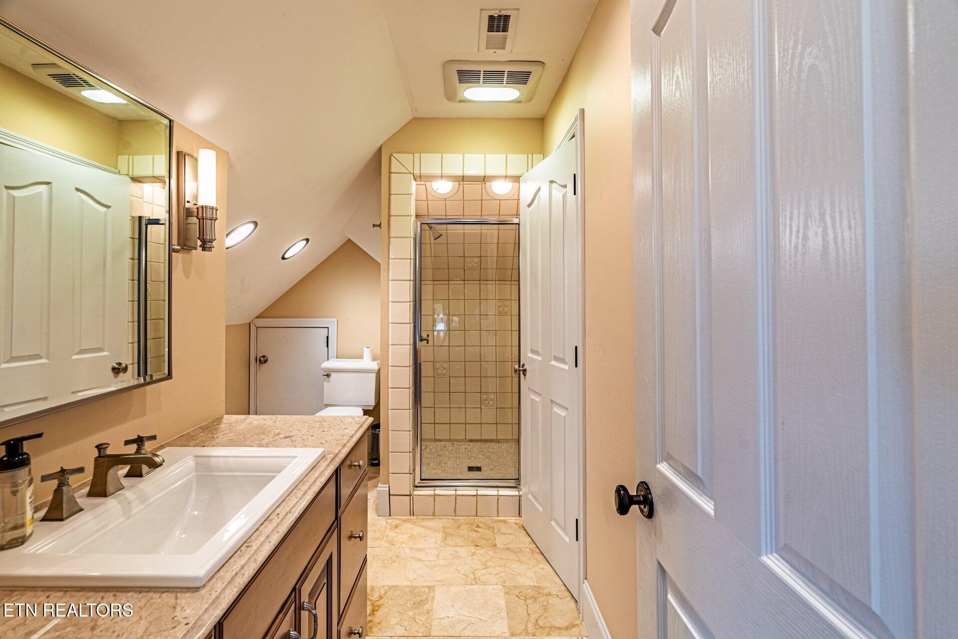 2128 River Sound Drive, Knoxville, TN - Fort Loudoun and Tellico Lake Real Estate - Image# 39