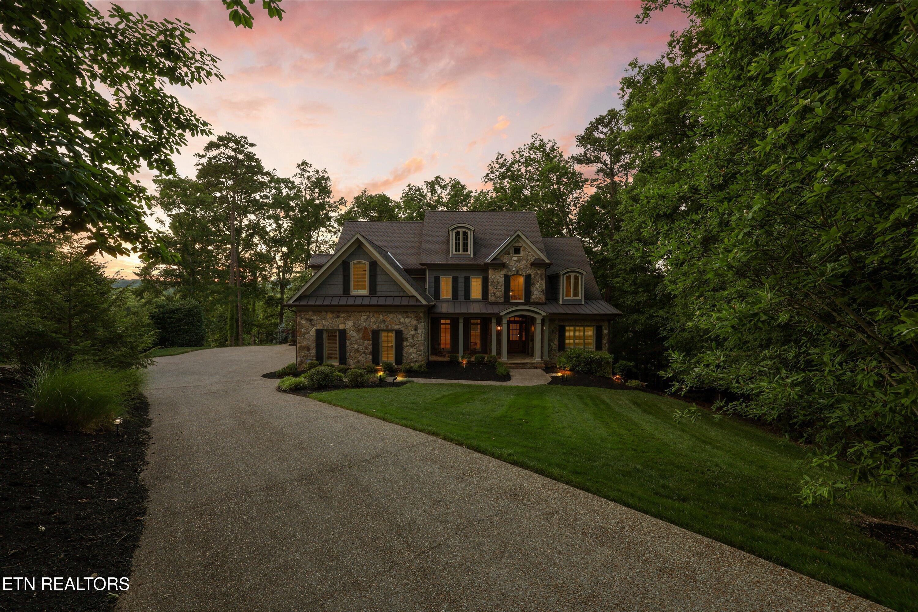 2533 Woodland Reserve Lane, Knoxville, TN
