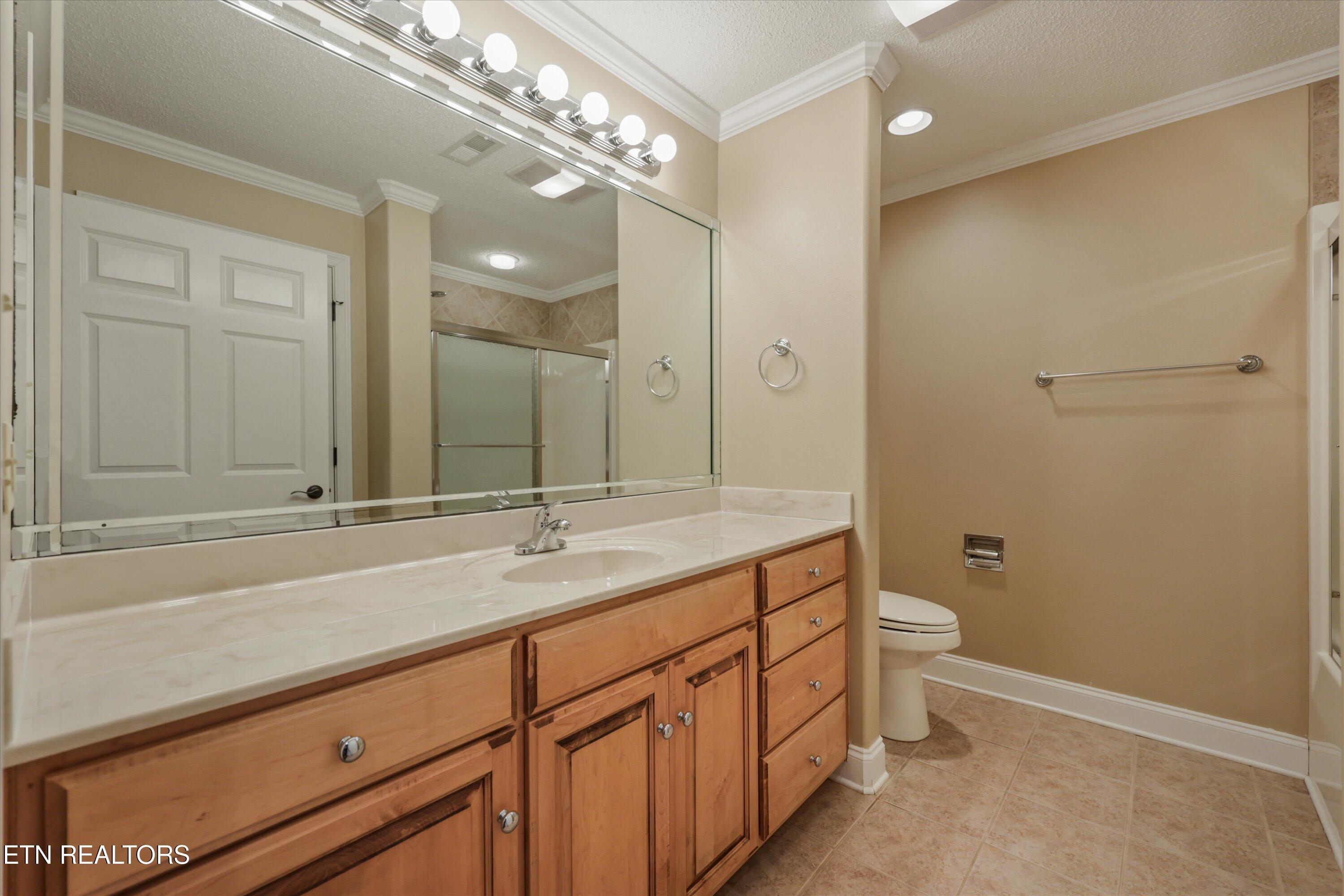 145 Nunyu Tr, Vonore, TN - Fort Loudoun and Tellico Lake Real Estate - Image# 32