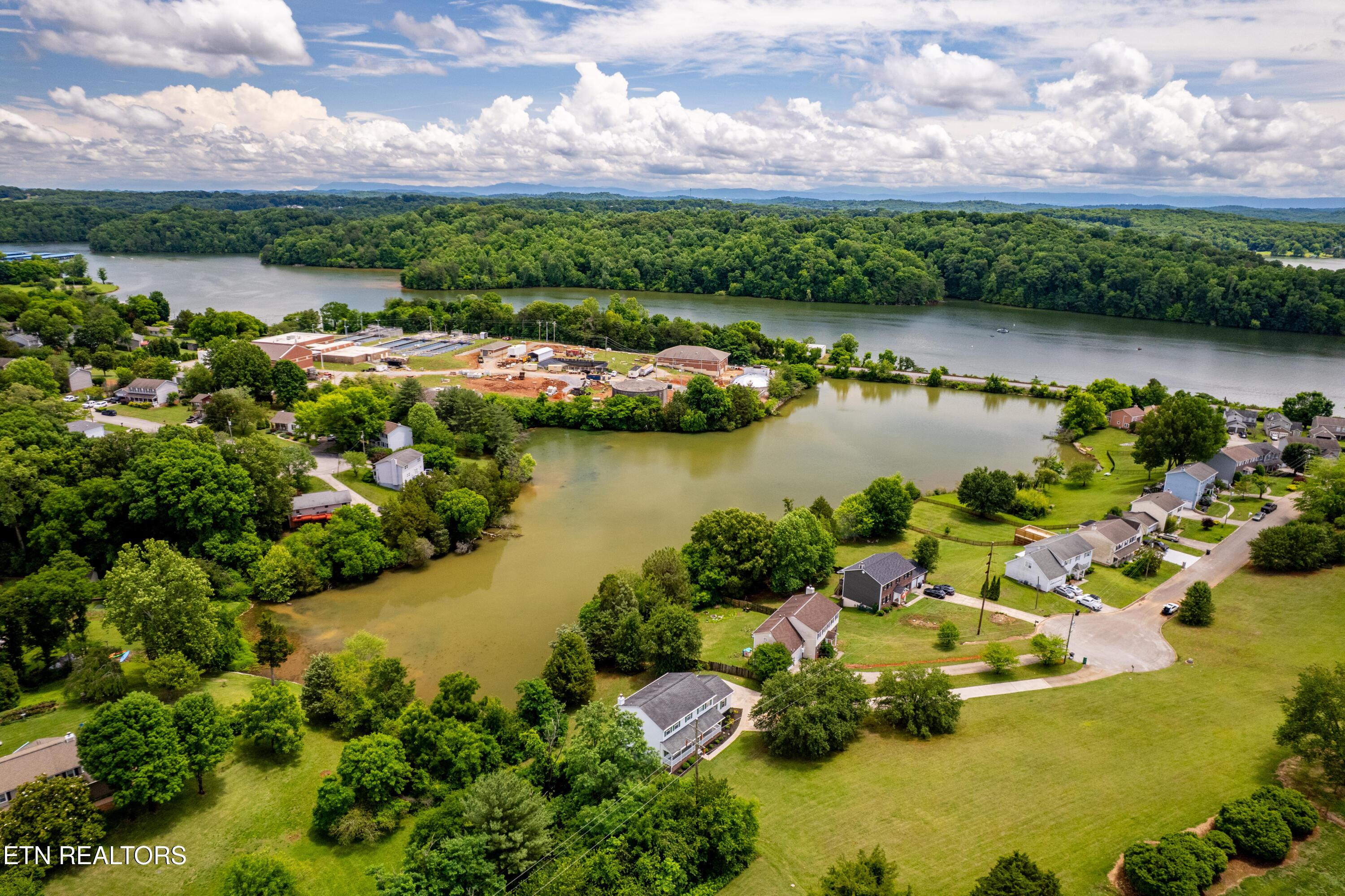 901 Harbour Shore Drive, Knoxville, TN - Fort Loudoun and Tellico Lake Real Estate - Image# 8