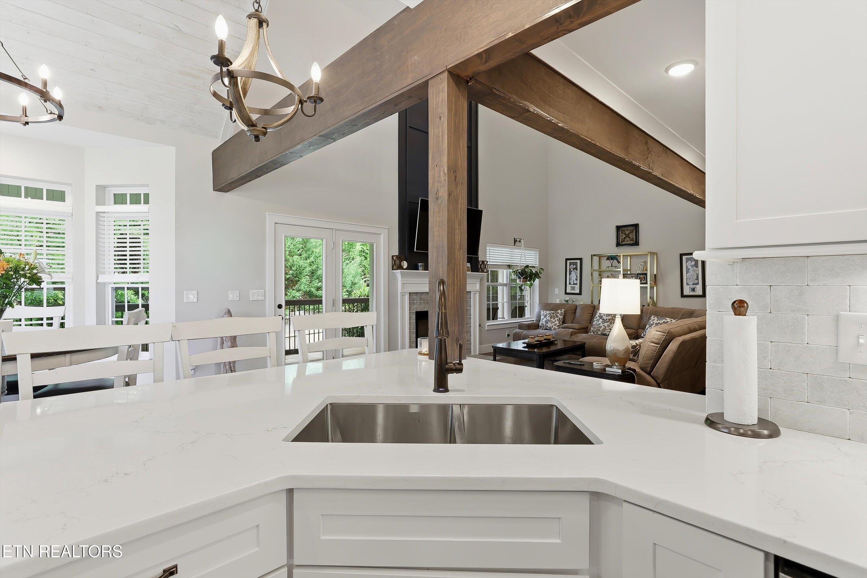 3806 Admirality Lane, Knoxville, TN - Fort Loudoun and Tellico Lake Real Estate - Image# 15