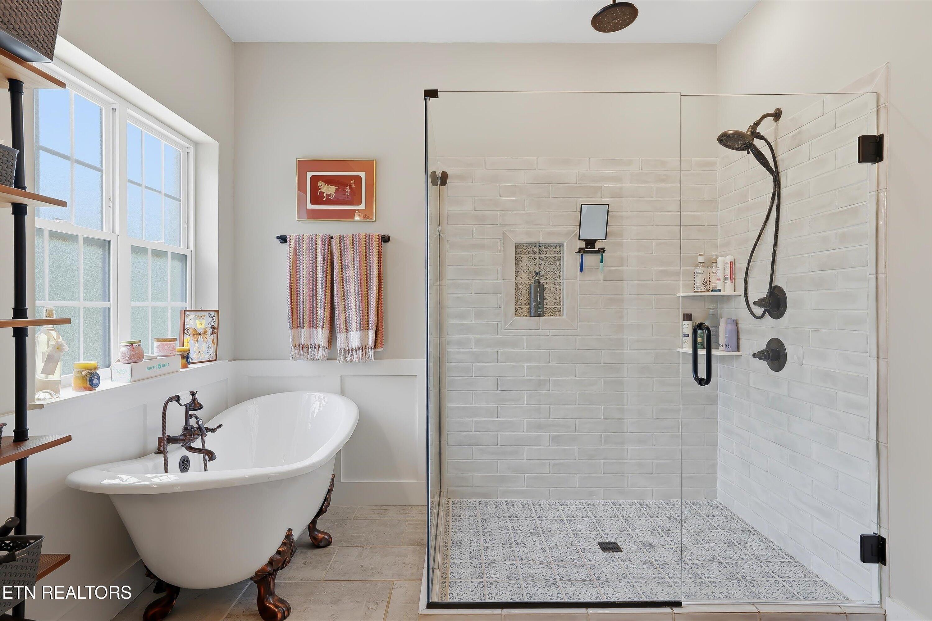 3806 Admirality Lane, Knoxville, TN - Fort Loudoun and Tellico Lake Real Estate - Image# 25