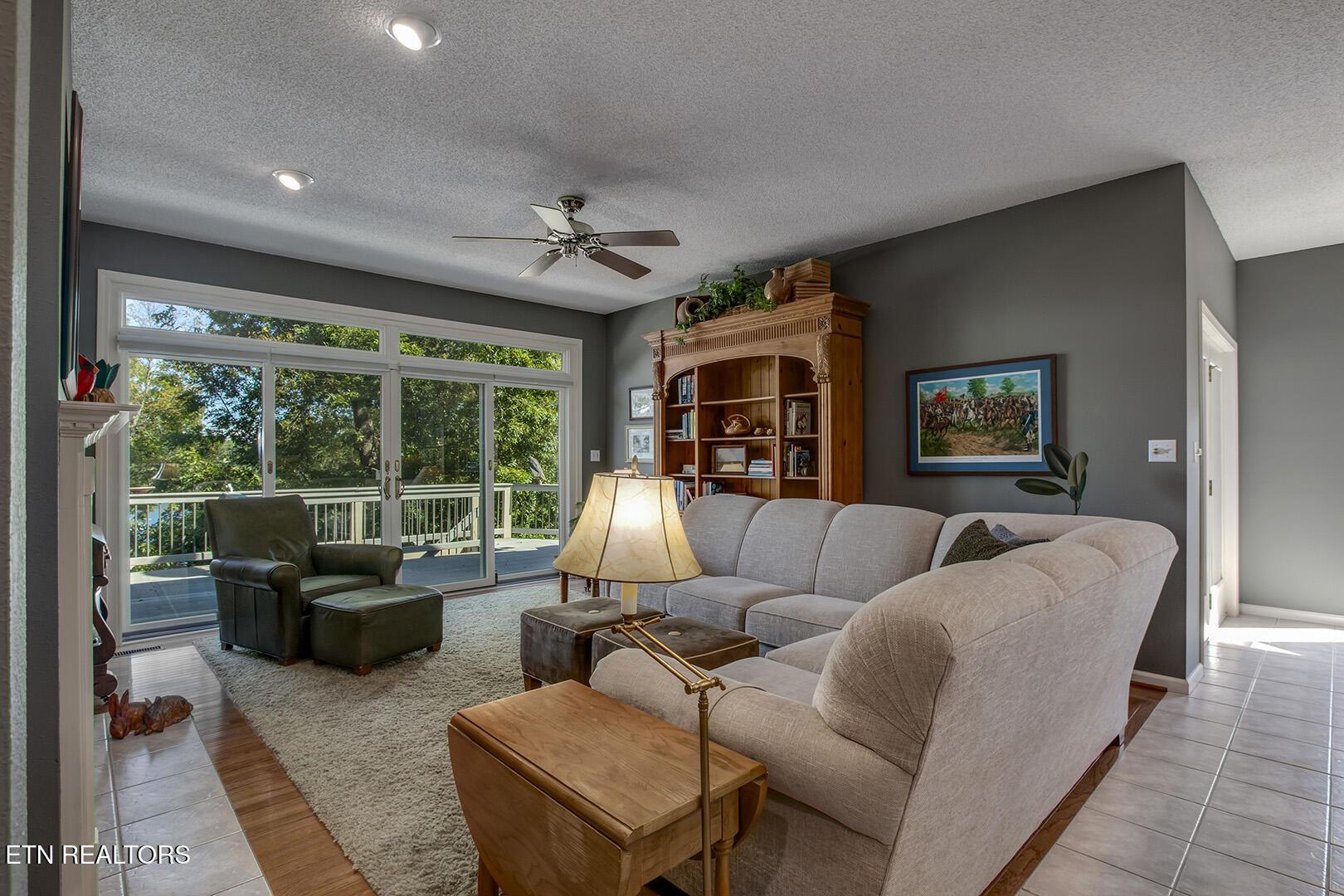 410 Catoosa Lane, Loudon, TN - Fort Loudoun and Tellico Lake Real Estate - Image# 16