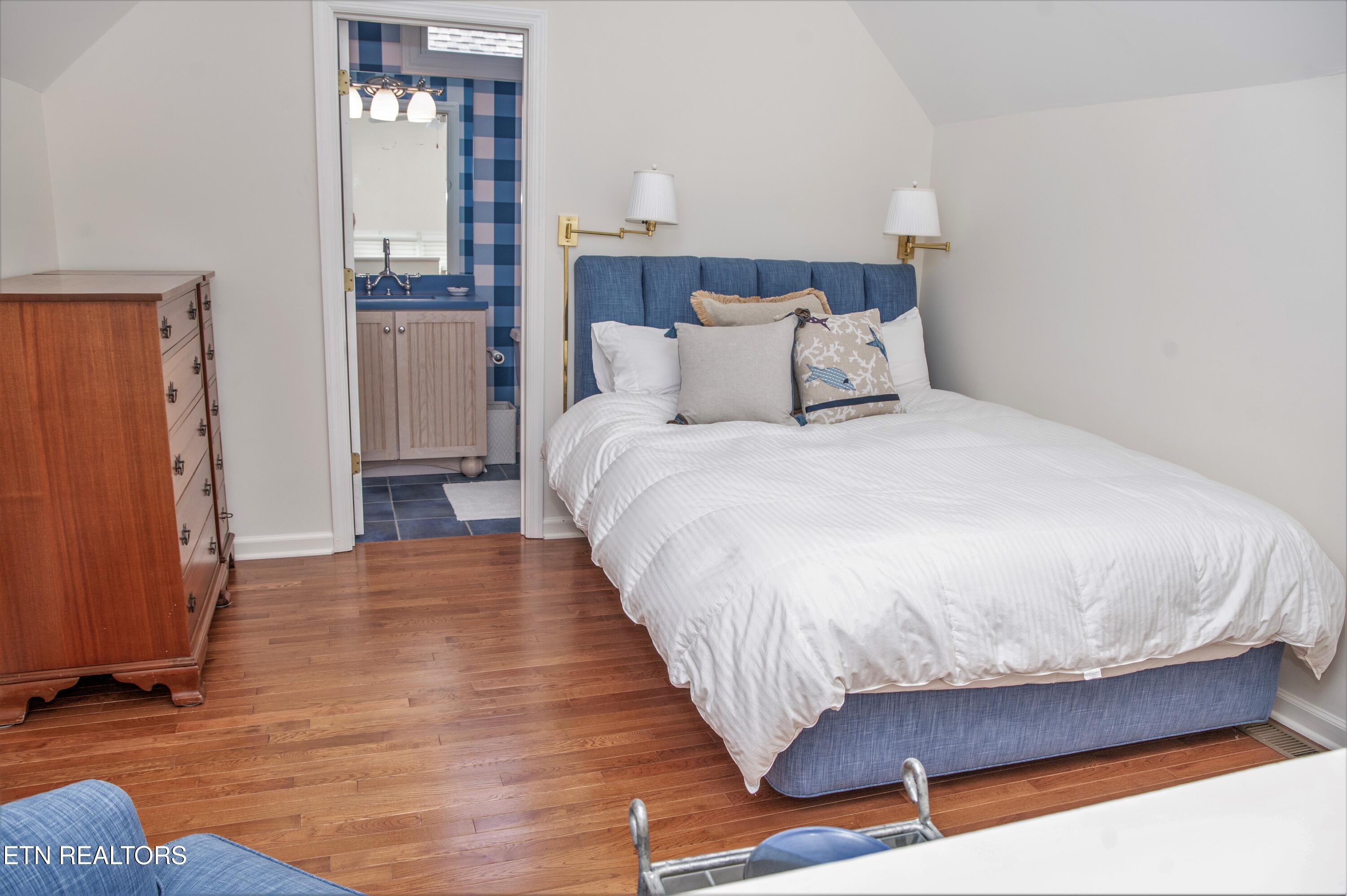 3470 Navigator Point, Knoxville, TN - Fort Loudoun and Tellico Lake Real Estate - Image# 30