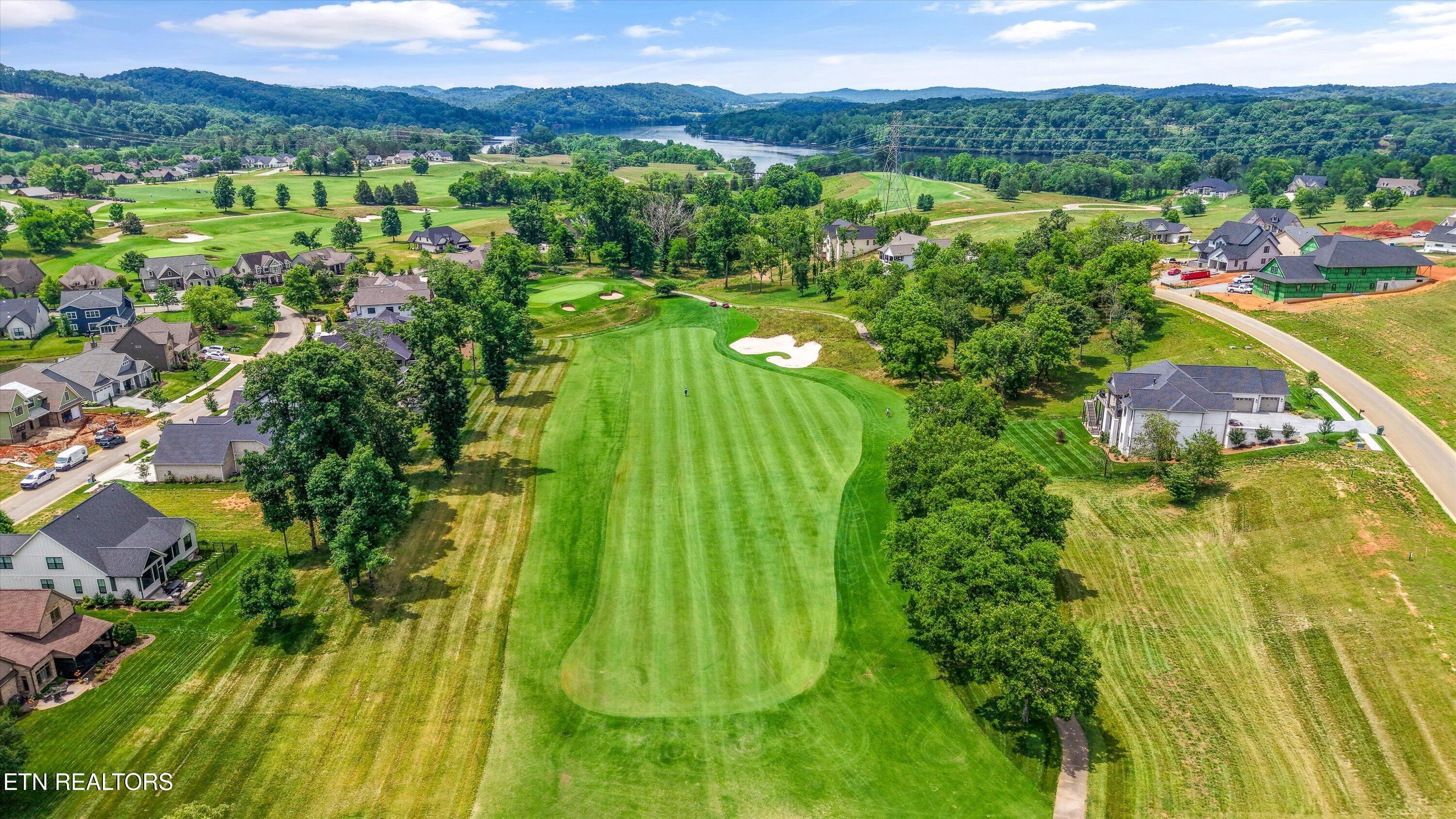 512 Mockingbird Lane, Loudon, TN - Fort Loudoun and Tellico Lake Real Estate - Image# 2