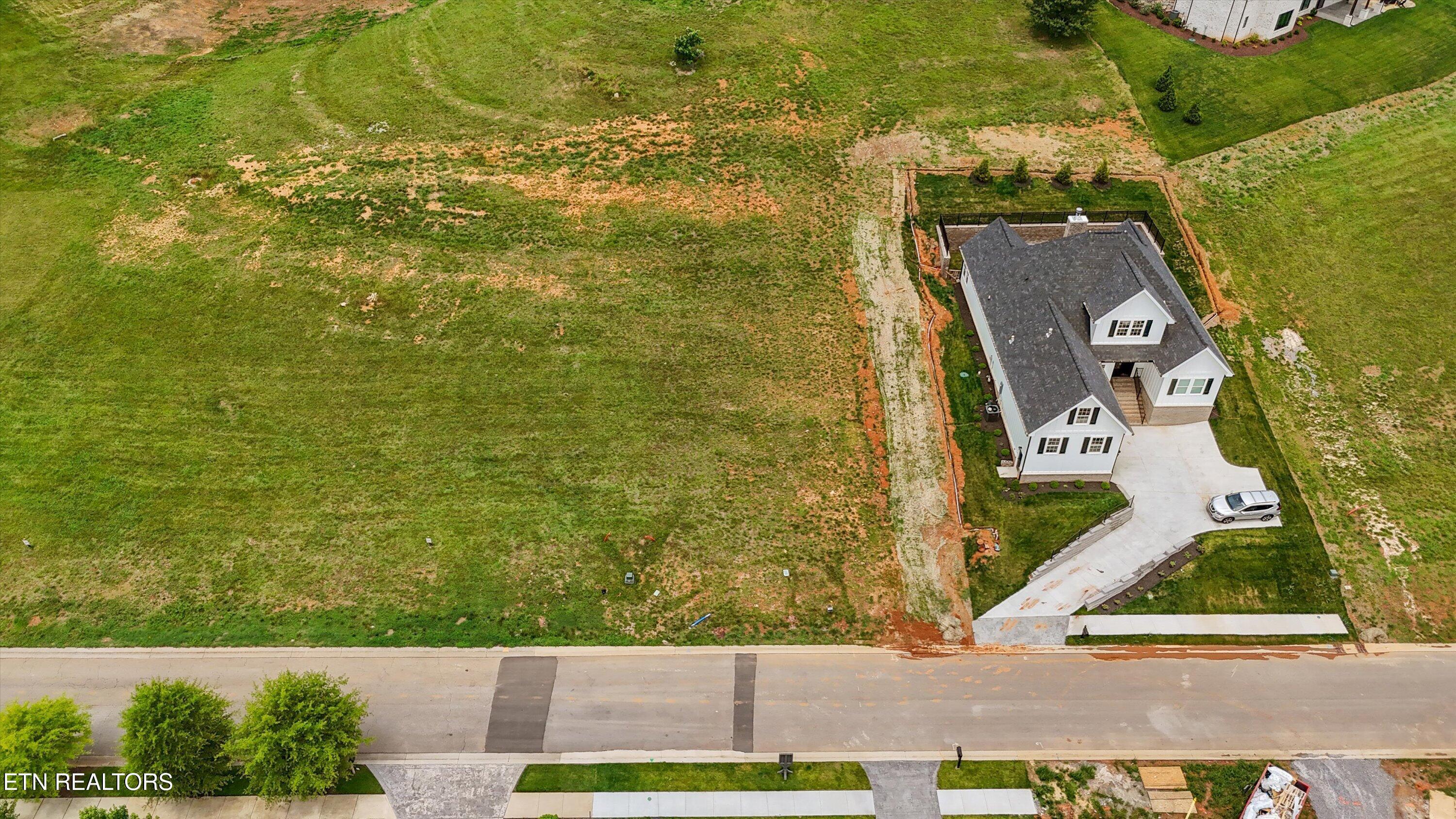 2532 Persimmon, Loudon, TN - Fort Loudoun and Tellico Lake Real Estate - Image# 4