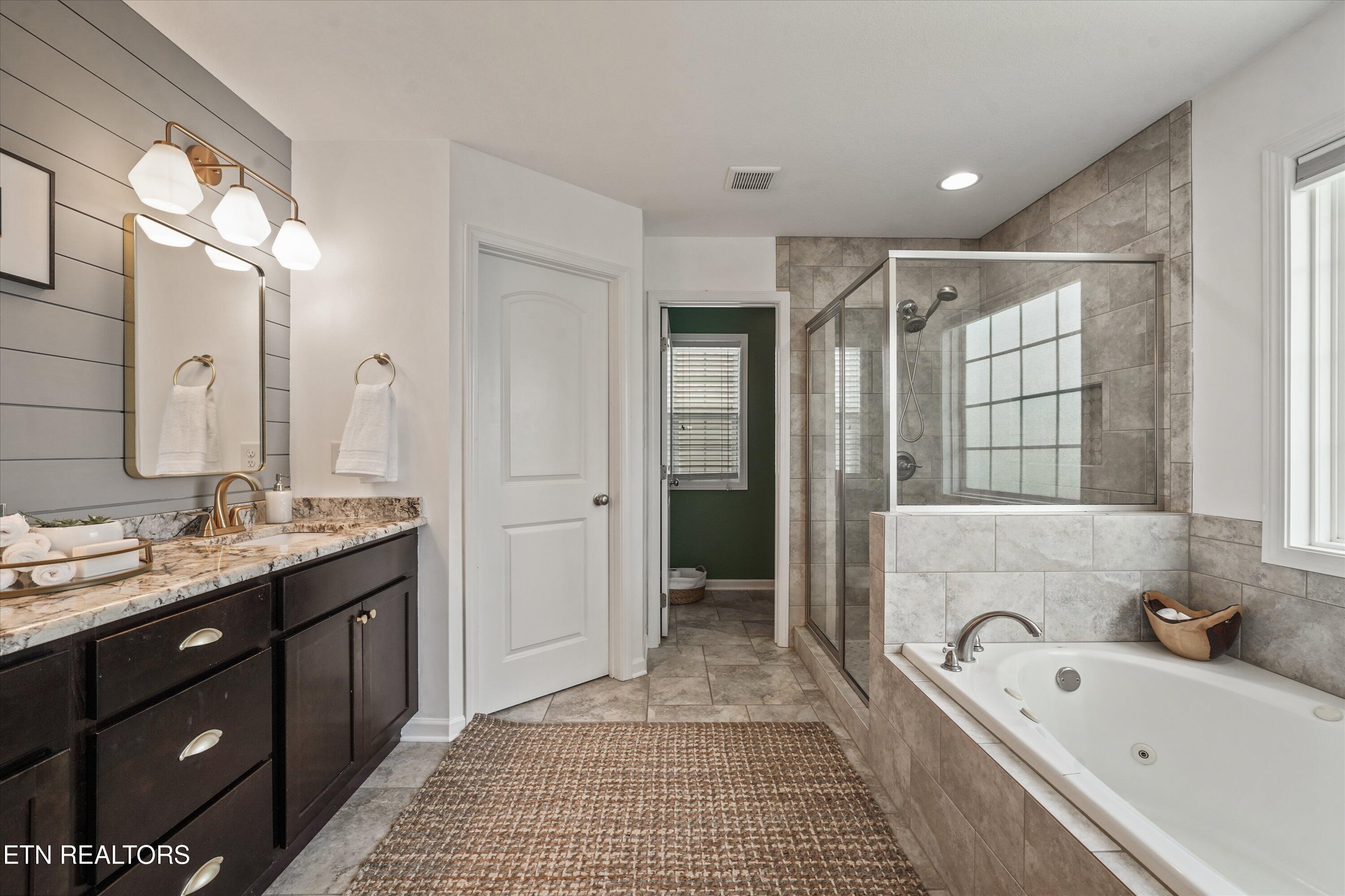 12311 Blacksburg Lane, Knoxville, TN - Fort Loudoun and Tellico Lake Real Estate - Image# 28