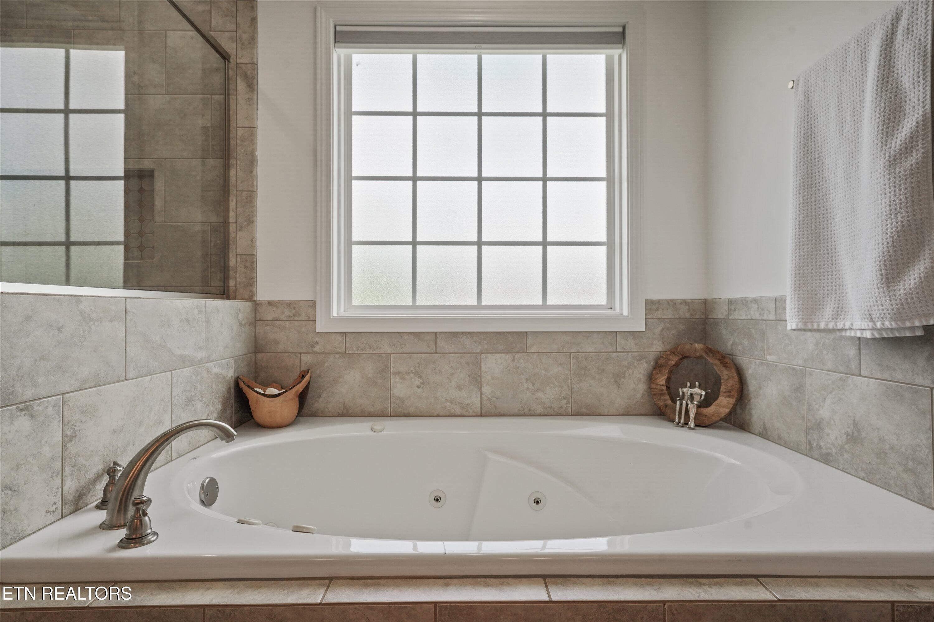 12311 Blacksburg Lane, Knoxville, TN - Fort Loudoun and Tellico Lake Real Estate - Image# 31