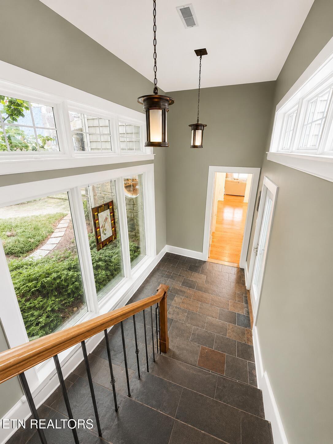 8941 Kelsey Lane, Knoxville, TN - Fort Loudoun and Tellico Lake Real Estate - Image# 44