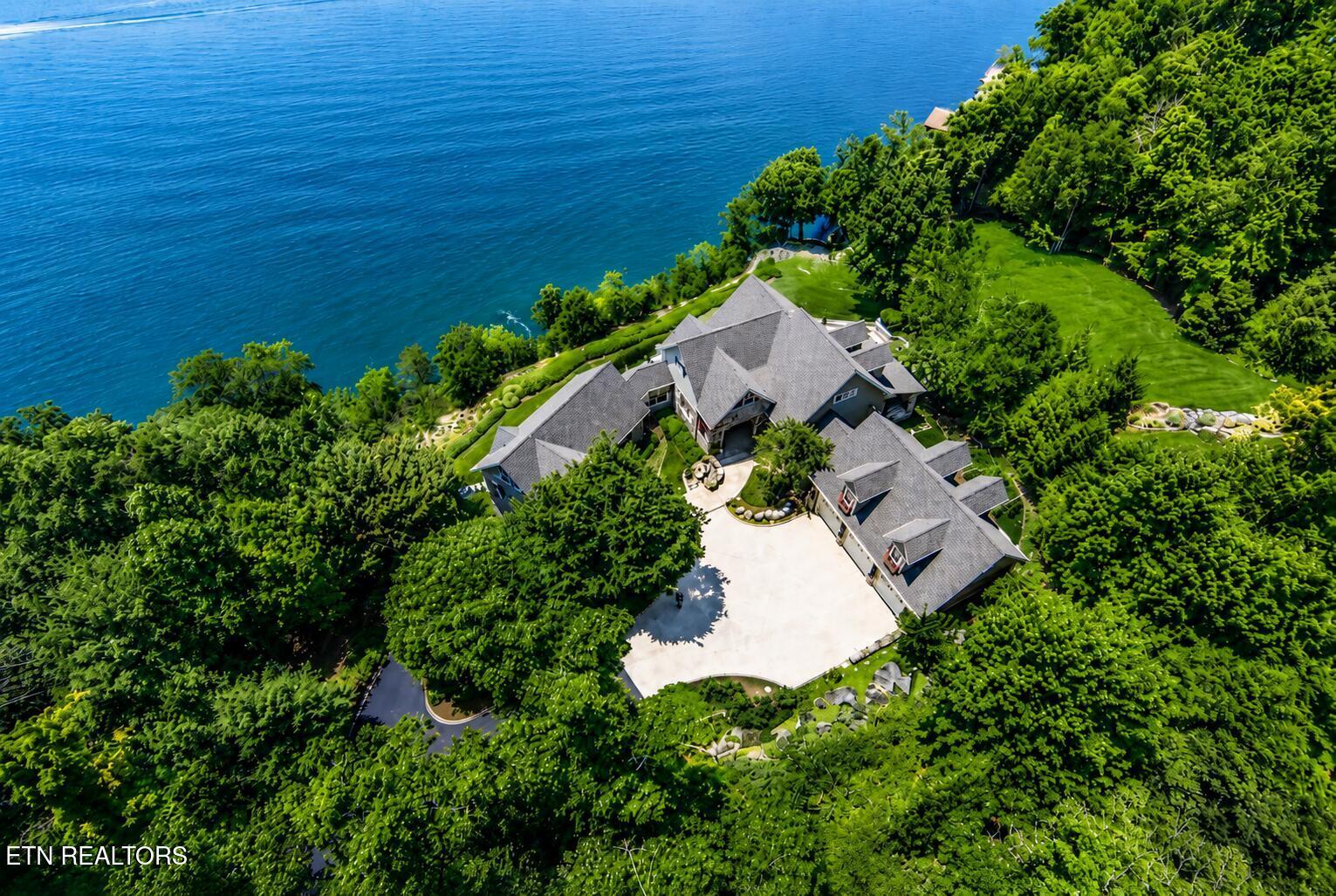 8941 Kelsey Lane, Knoxville, TN - Fort Loudoun and Tellico Lake Real Estate - Image# 3