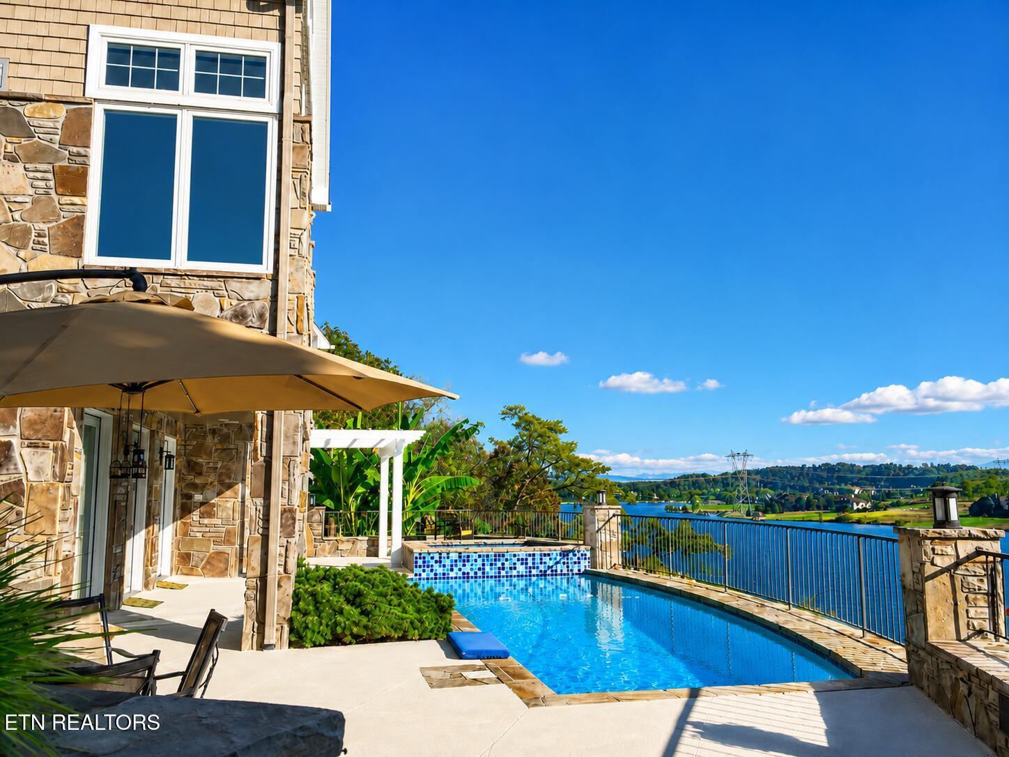 8941 Kelsey Lane, Knoxville, TN - Fort Loudoun and Tellico Lake Real Estate - Image# 6