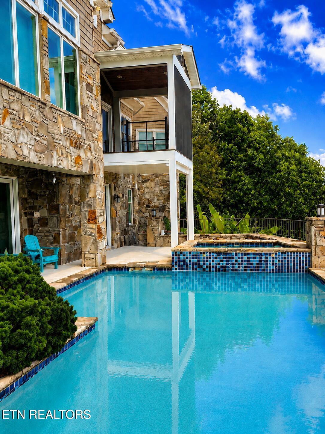8941 Kelsey Lane, Knoxville, TN - Fort Loudoun and Tellico Lake Real Estate - Image# 7