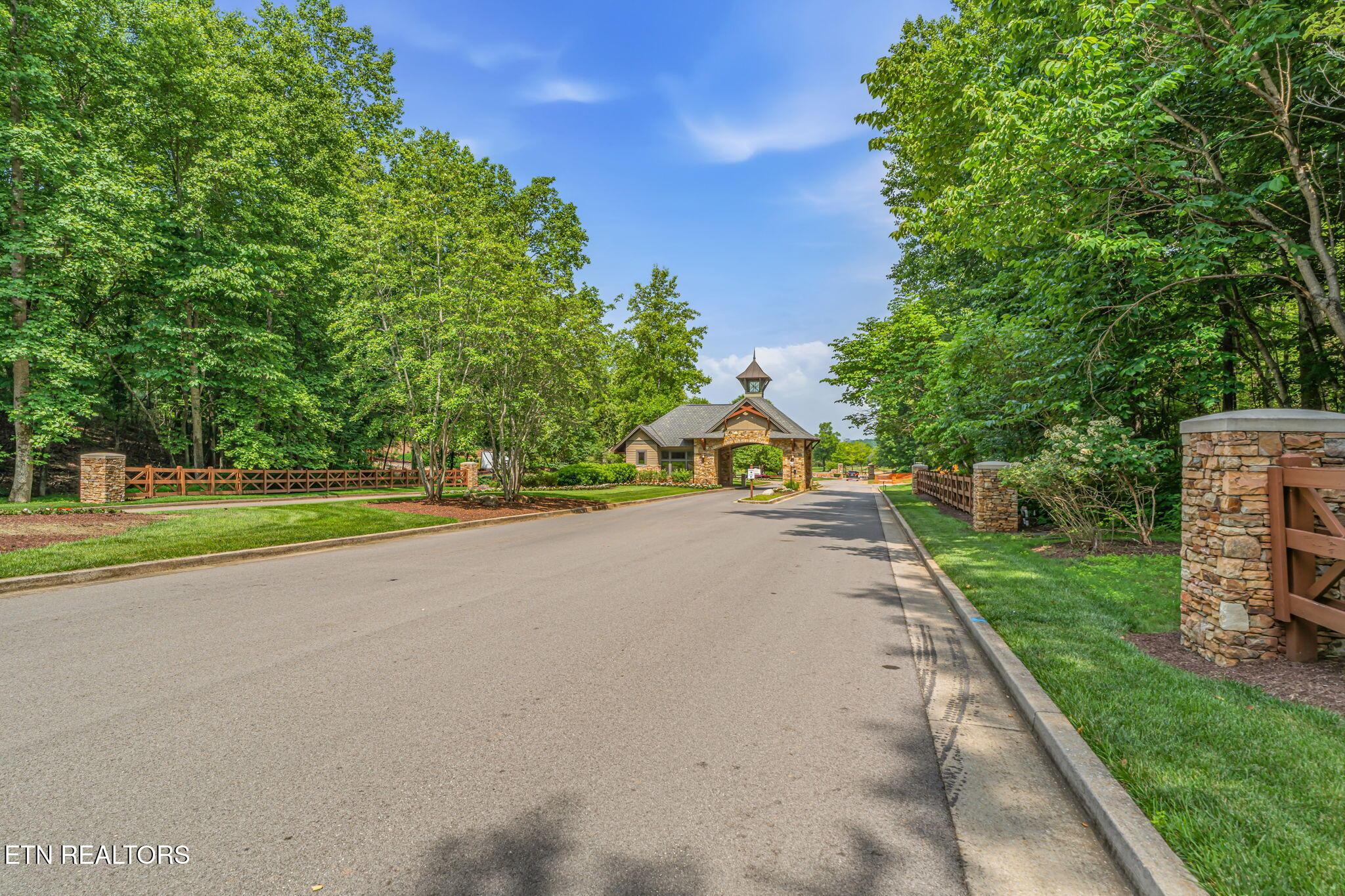 184 Lake Life Way, Loudon, TN - Fort Loudoun and Tellico Lake Real Estate - Image# 18