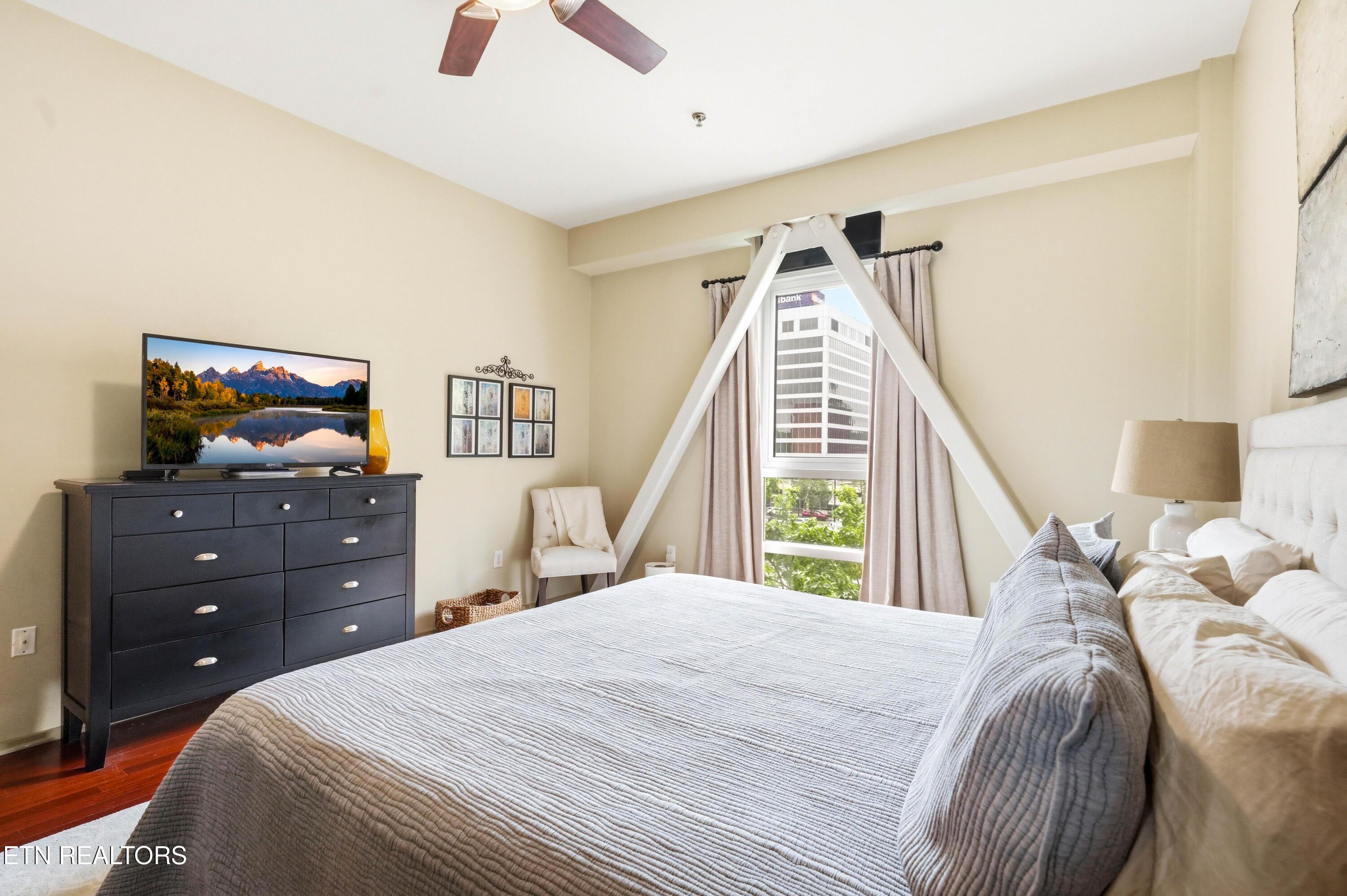 440 Walnut St, Knoxville, TN - Fort Loudoun and Tellico Lake Real Estate - Image# 22