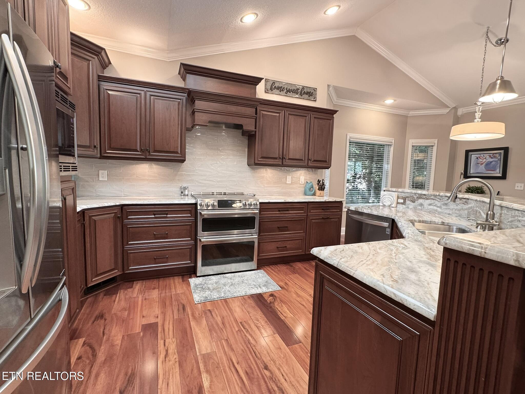 201 Iroquois Circle, Loudon, TN - Fort Loudoun and Tellico Lake Real Estate - Image# 11