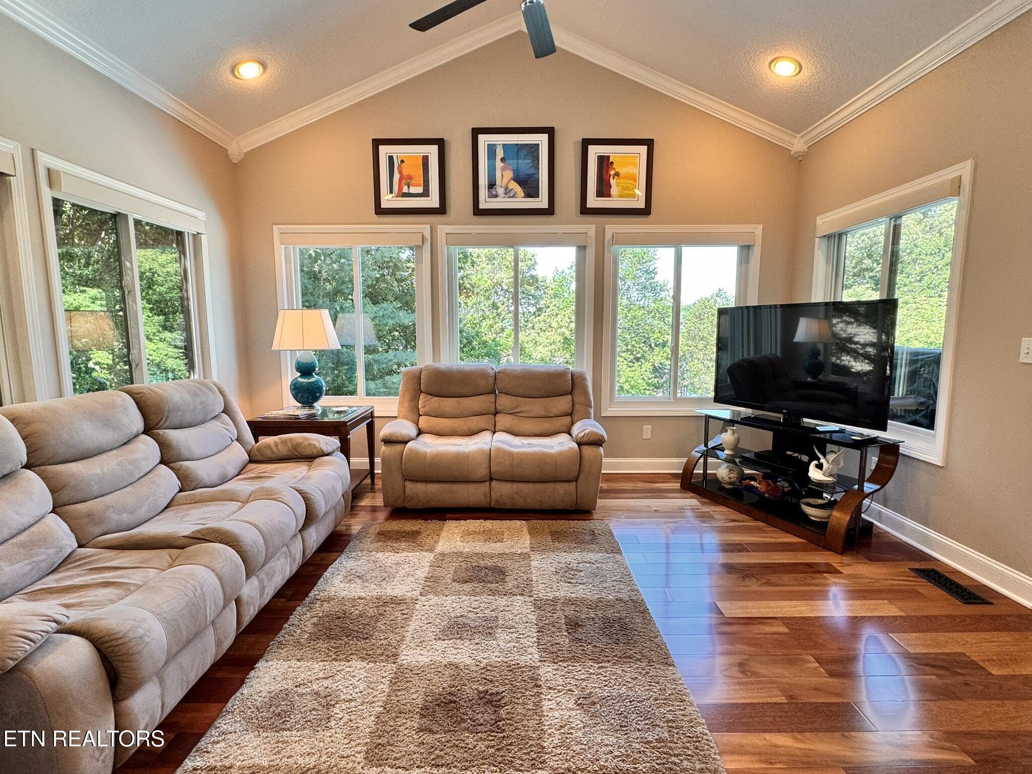201 Iroquois Circle, Loudon, TN - Fort Loudoun and Tellico Lake Real Estate - Image# 16
