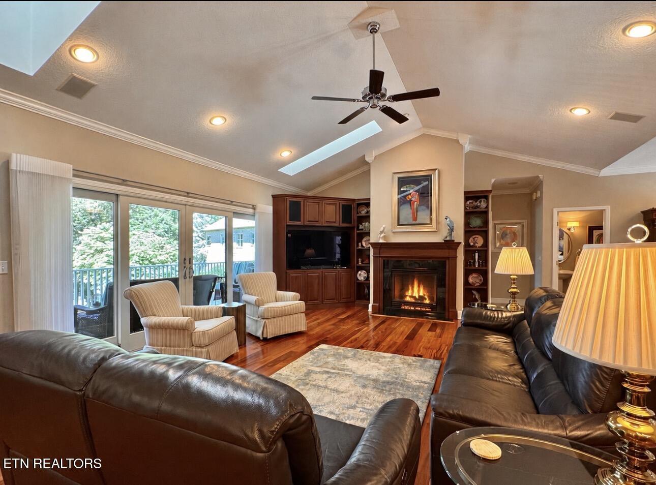 201 Iroquois Circle, Loudon, TN - Fort Loudoun and Tellico Lake Real Estate - Image# 4