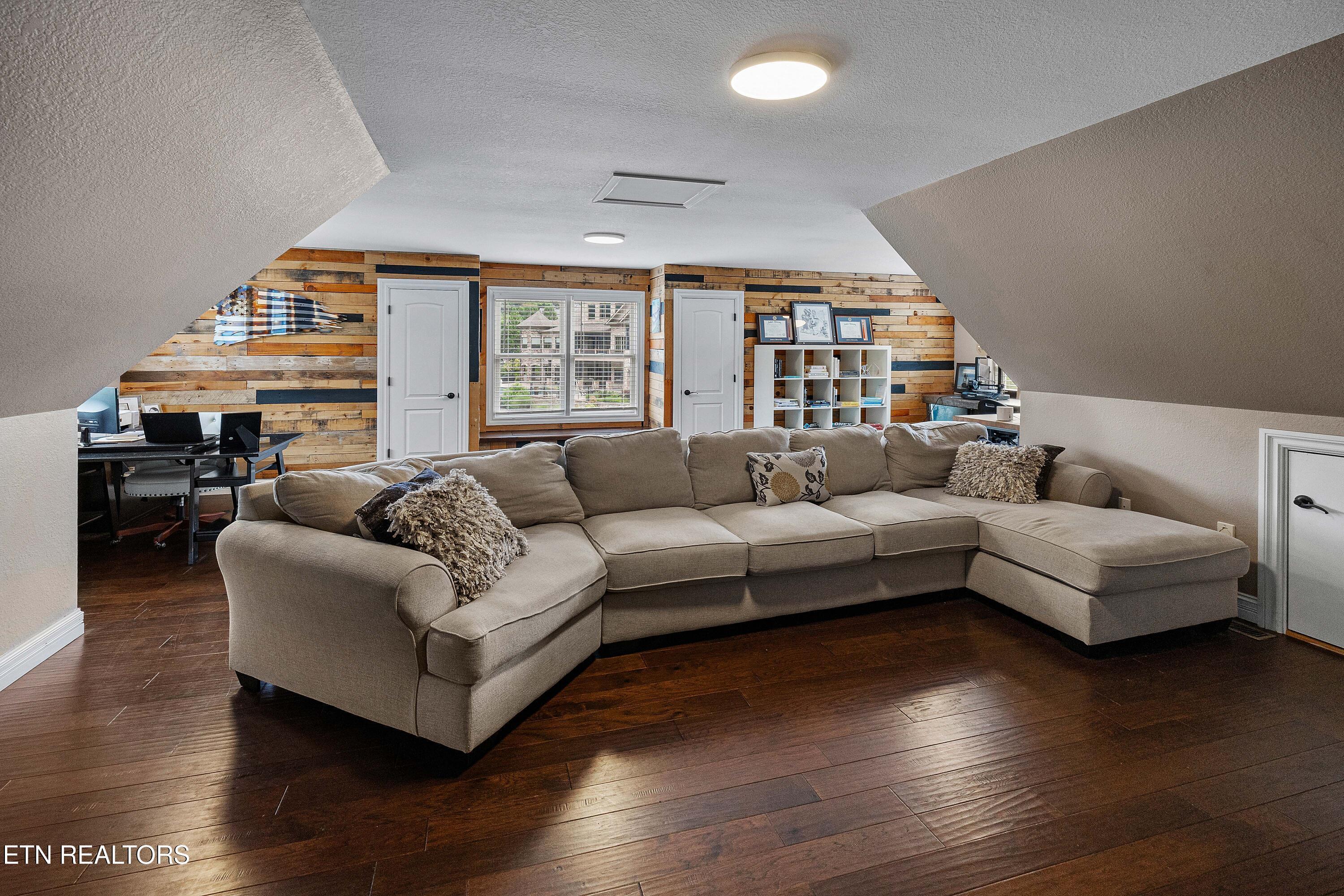 3105 Stephens Landing Way, Knoxville, TN - Fort Loudoun and Tellico Lake Real Estate - Image# 35