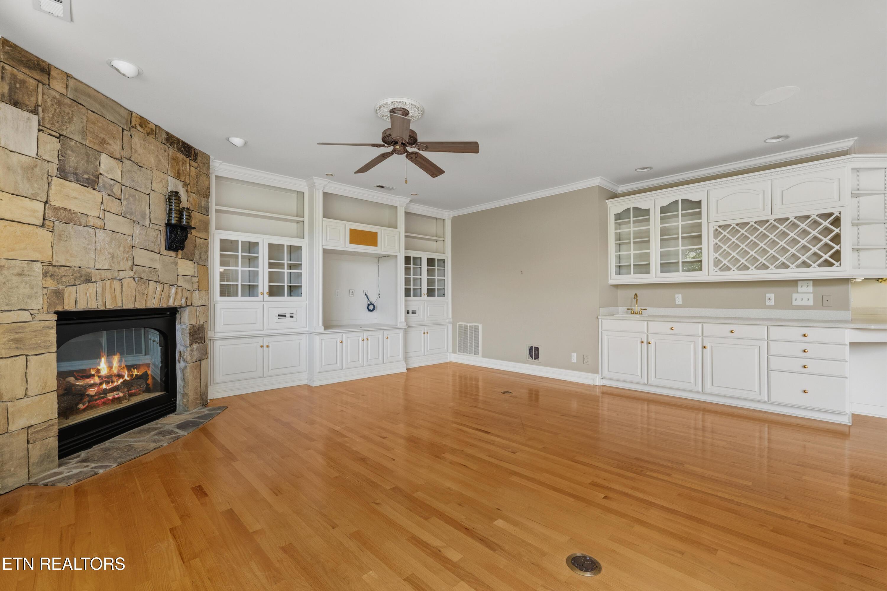 310 Pineberry Drive, Vonore, TN - Fort Loudoun and Tellico Lake Real Estate - Image# 7