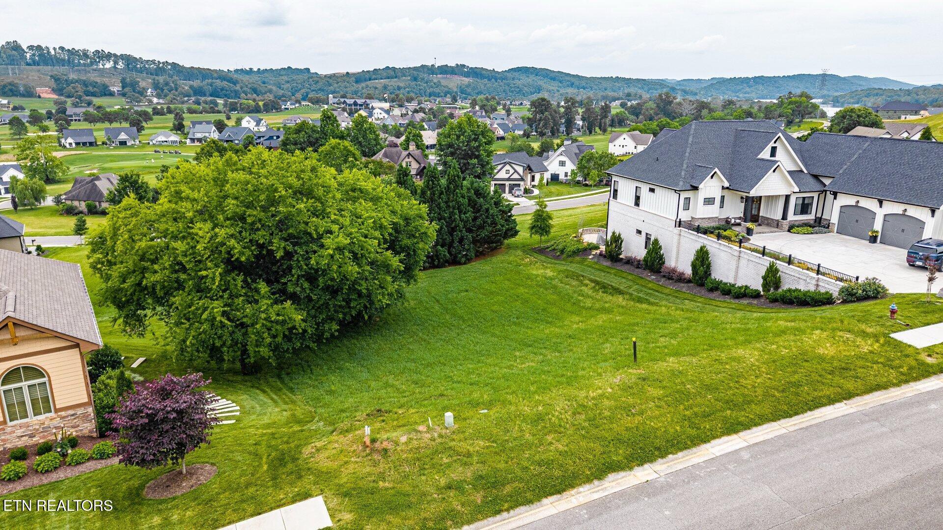 1587 Eagle Point Drive, Loudon, TN - Fort Loudoun and Tellico Lake Real Estate - Image# 3