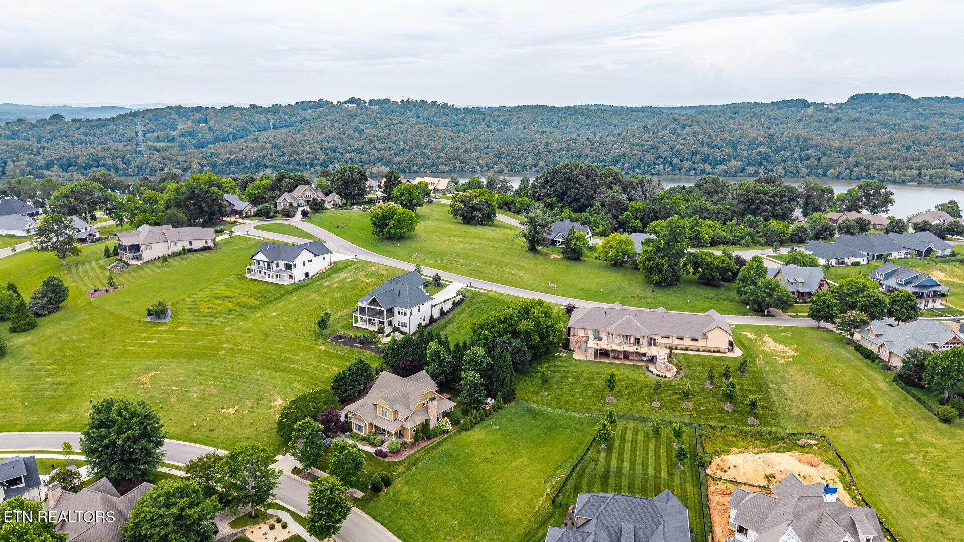 1587 Eagle Point Drive, Loudon, TN - Fort Loudoun and Tellico Lake Real Estate - Image# 17