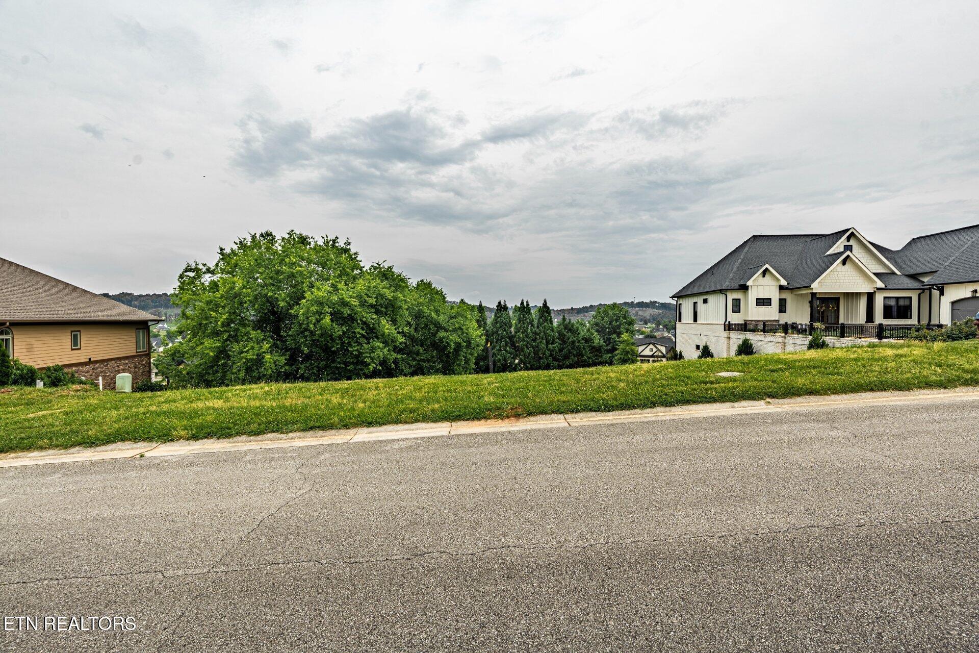 1587 Eagle Point Drive, Loudon, TN - Fort Loudoun and Tellico Lake Real Estate - Image# 25