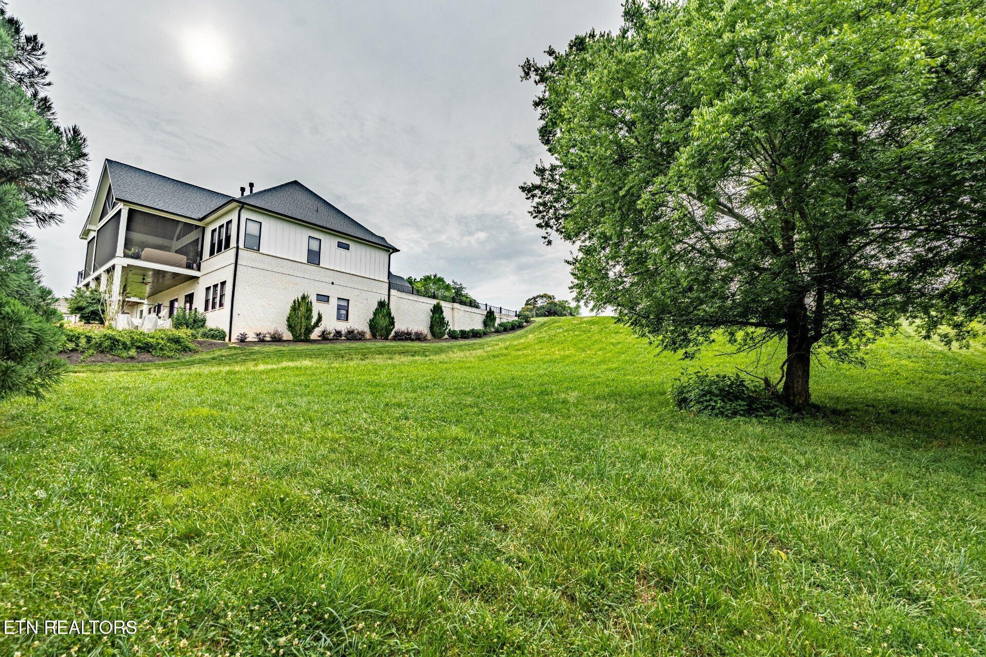 1587 Eagle Point Drive, Loudon, TN - Fort Loudoun and Tellico Lake Real Estate - Image# 34