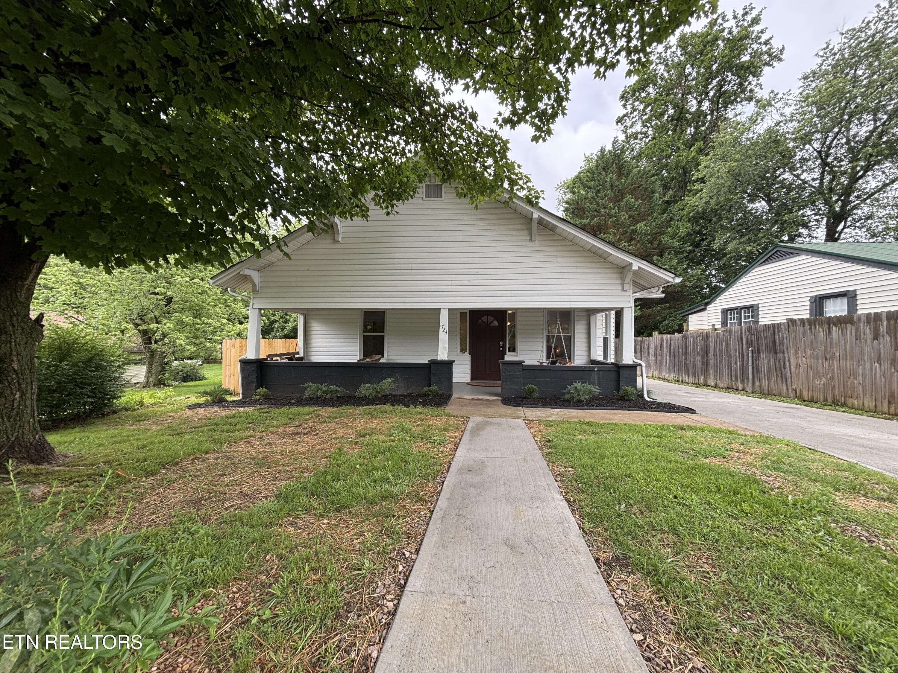 1724 Minnis Ave, Knoxville, TN - Fort Loudoun and Tellico Lake Real Estate - Image# 33