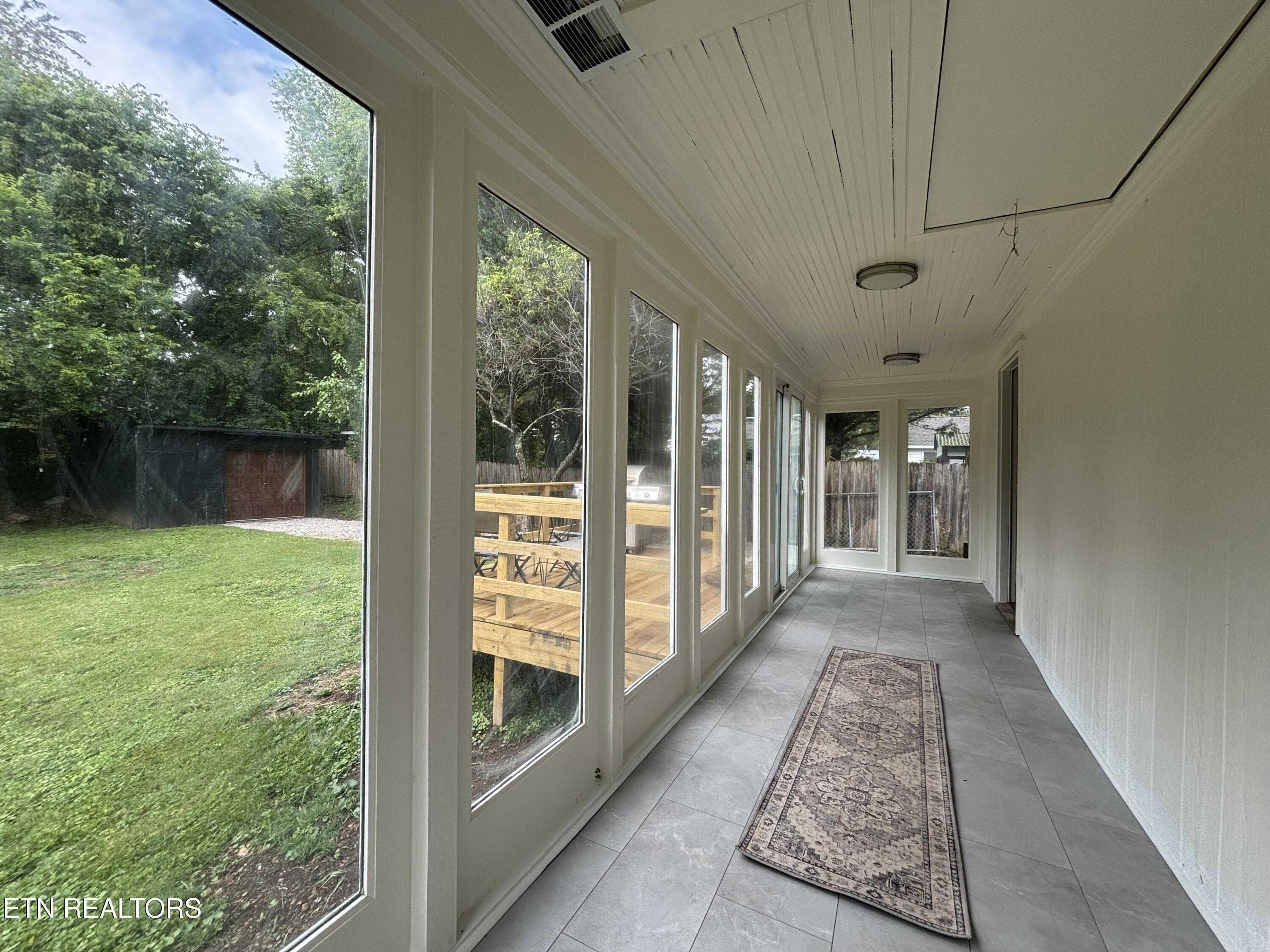 1724 Minnis Ave, Knoxville, TN - Fort Loudoun and Tellico Lake Real Estate - Image# 29