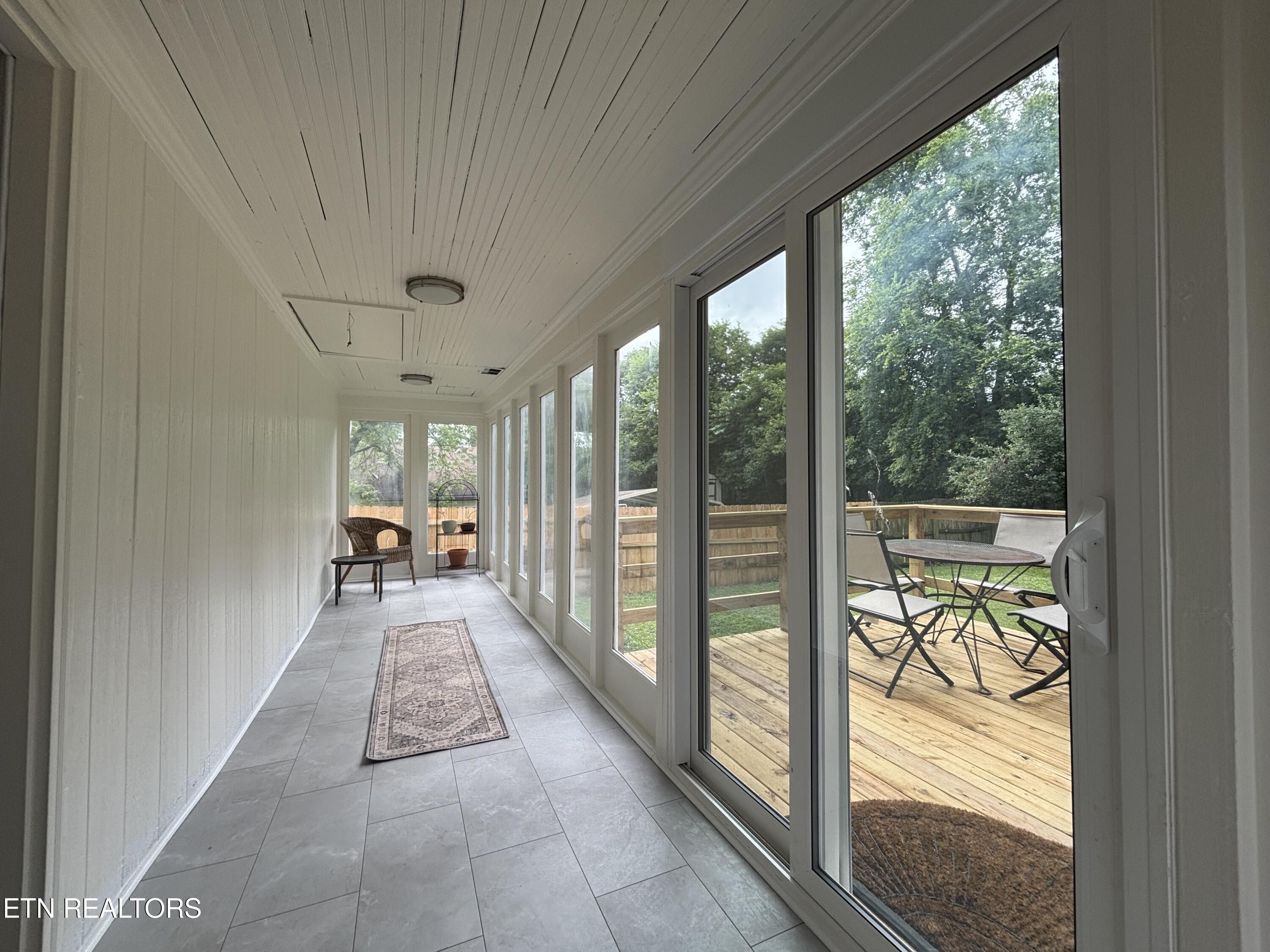 1724 Minnis Ave, Knoxville, TN - Fort Loudoun and Tellico Lake Real Estate - Image# 7