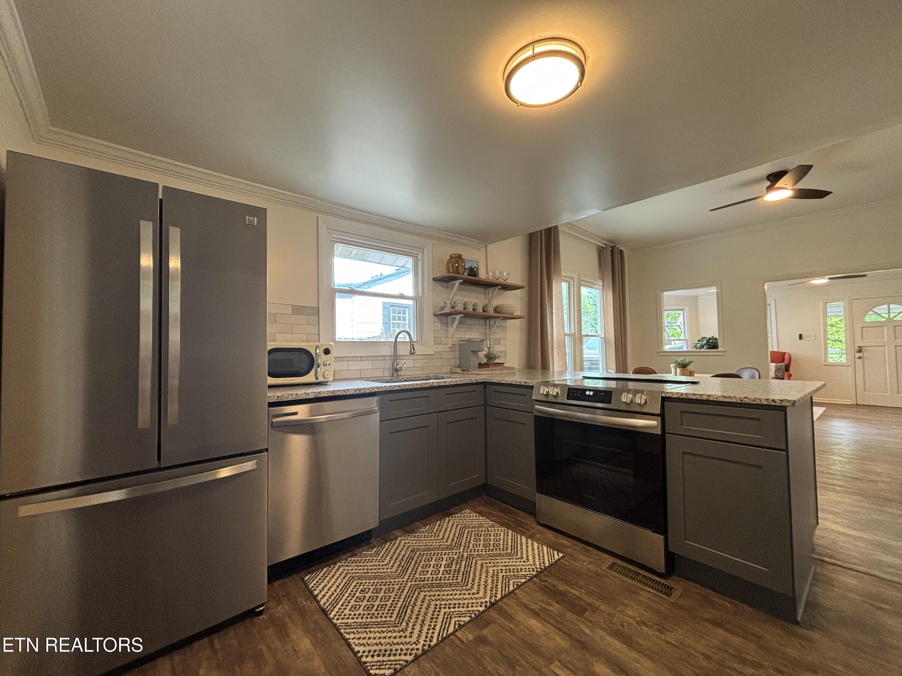 1724 Minnis Ave, Knoxville, TN - Fort Loudoun and Tellico Lake Real Estate - Image# 22